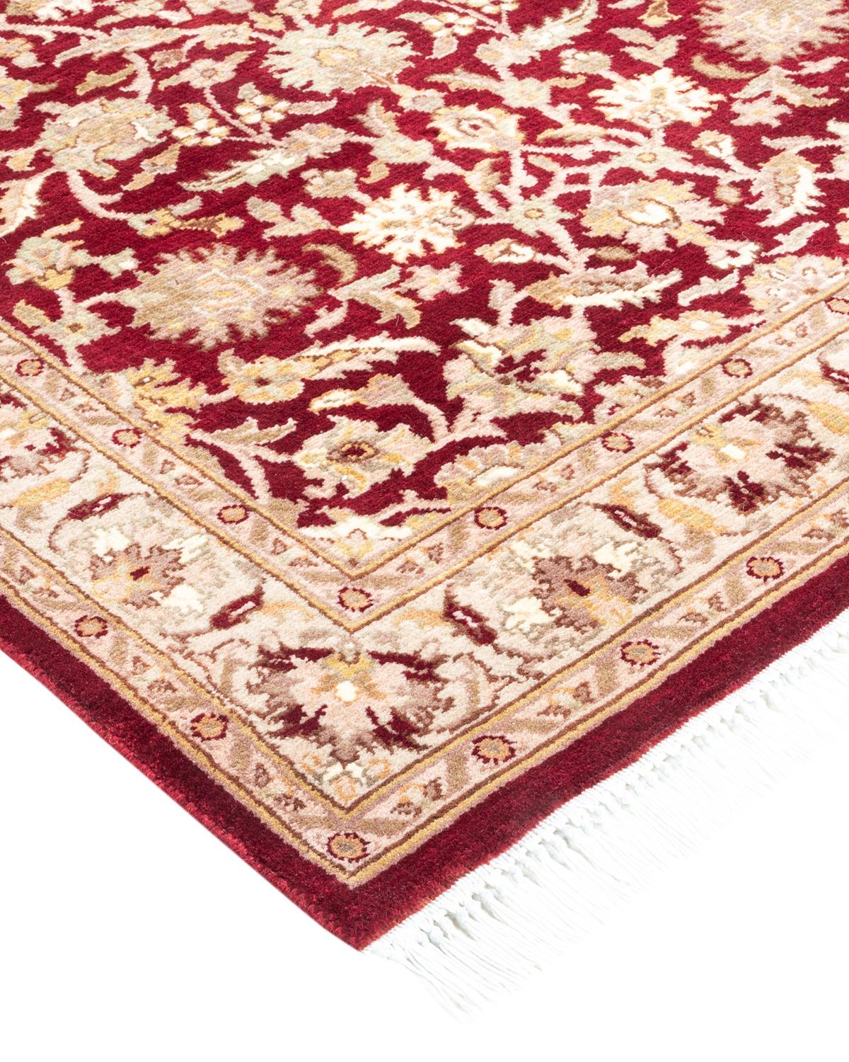 Con una amalgama de tamaños e influencias estéticas que van del art déco al Rorschach y el modernismo, las alfombras de la colección Eclectic desafían la definición, pidiendo en su lugar convertirse en intrigantes puntos focales de una habitación.