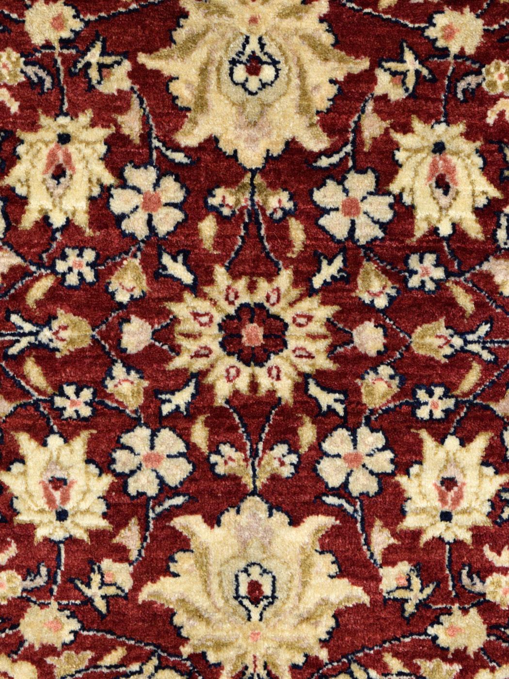 Tapis persan traditionnel Mohtasham, pure laine, rouge, or et crème, 5' x 7' en vente 2