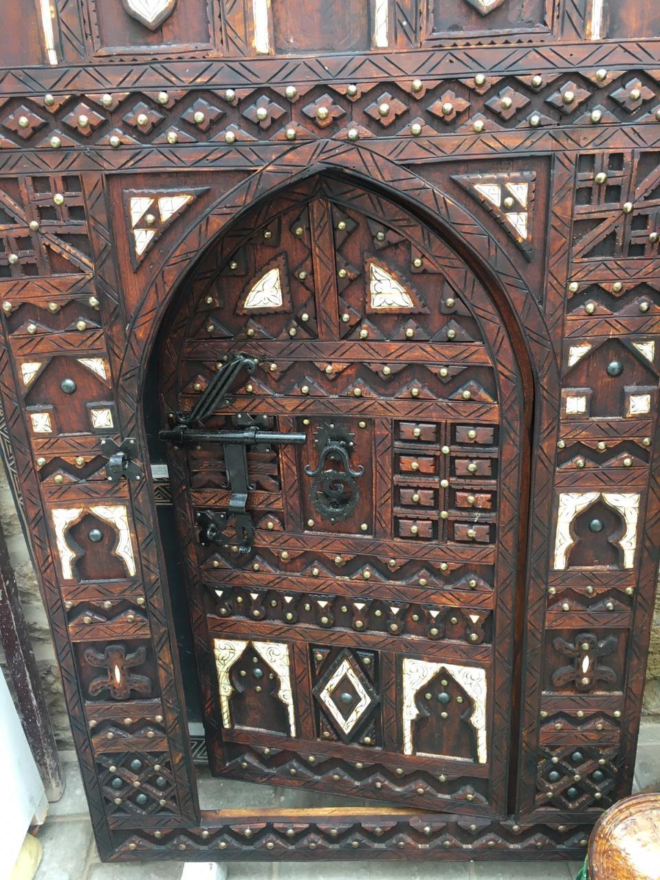 Moroccan Double Door, Hand Carved Tamarisk, Inlaid Bone, Wrought Iron Knocker In Excellent Condition For Sale In Vineyard Haven, MA