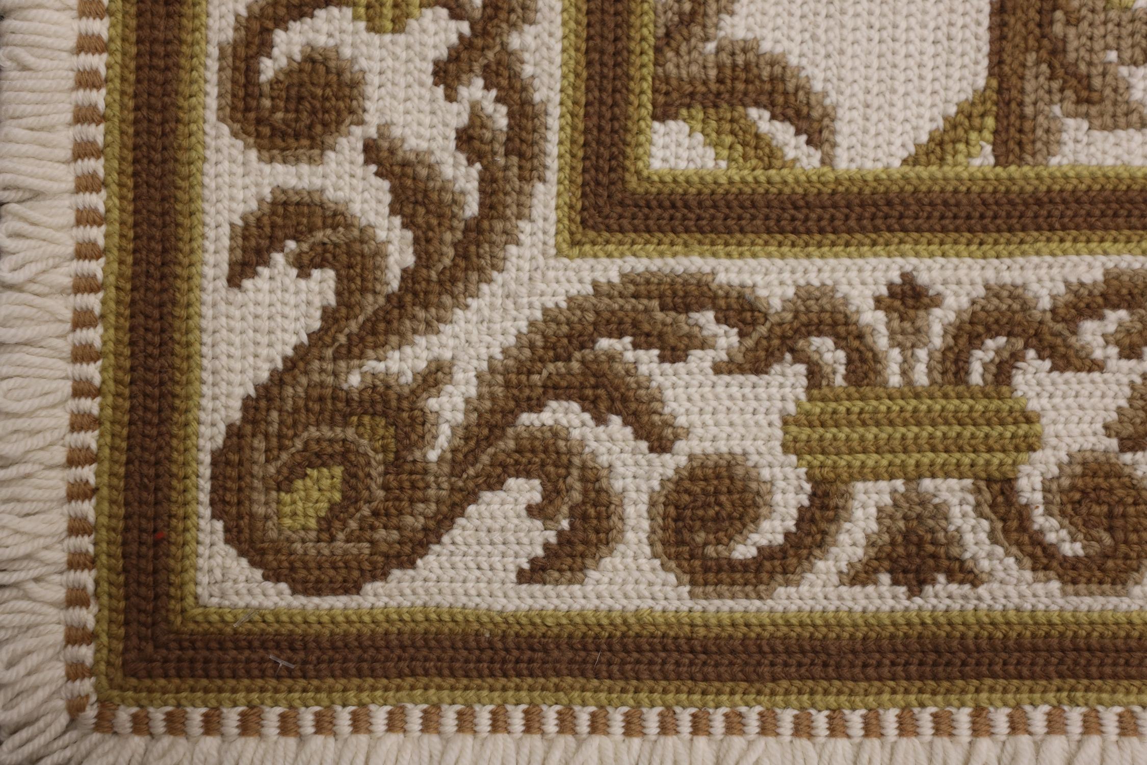Chinois Tapis traditionnel à l'aiguille, tapis de zone en laine beige tissé à la main en vente