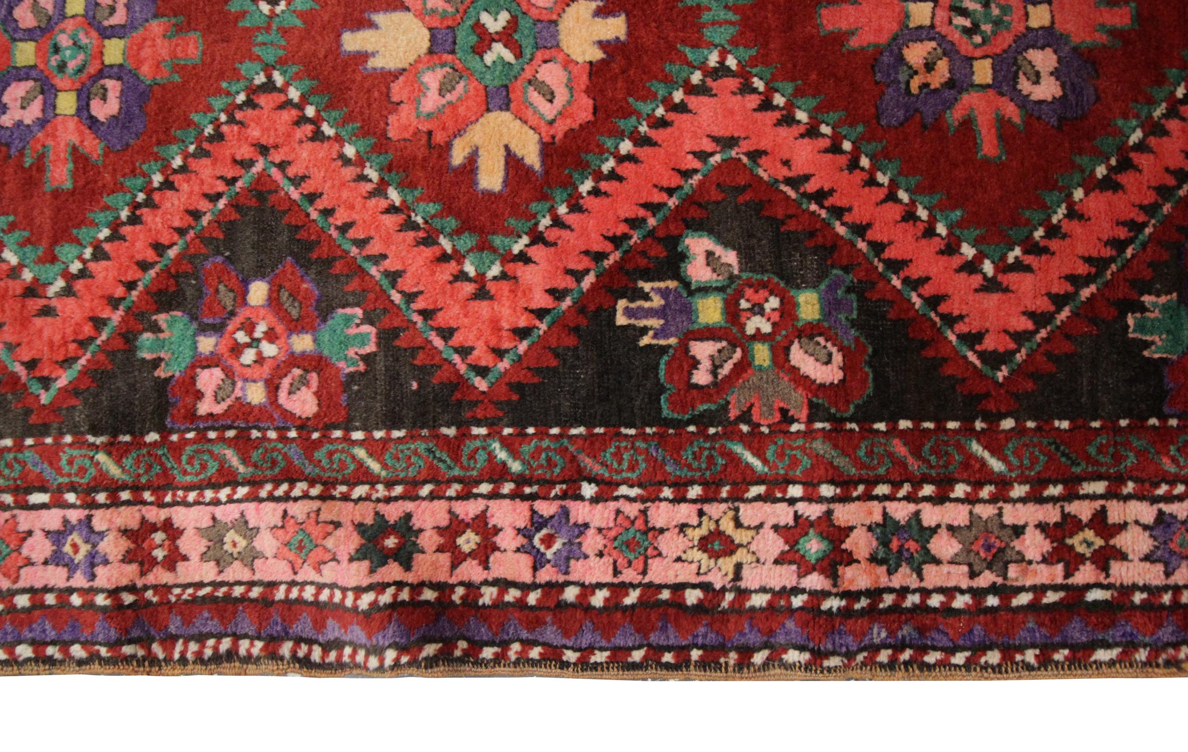 Azerbaijani Traditional Oriental Rug, Handmade Carpet Runner, Wool Antique Rug for Sale For Sale