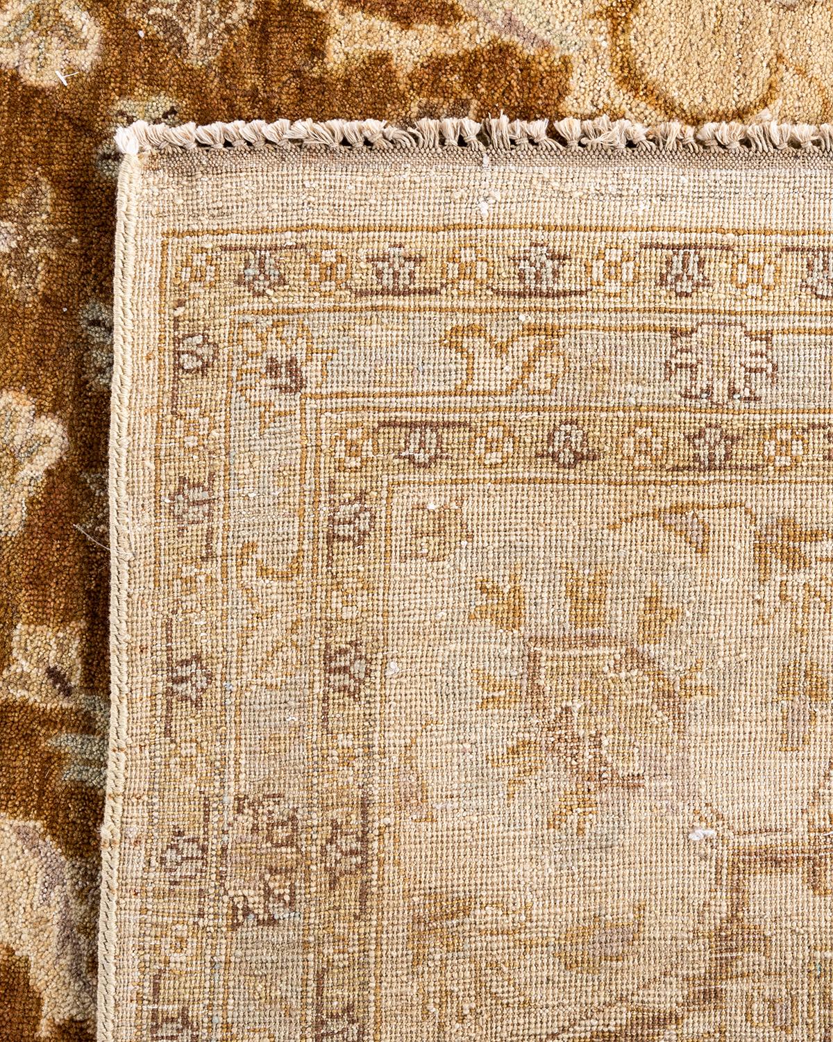 Traditioneller handgeknüpfter Oushak-Teppich aus geblümter Wolle in Beige 8' 0