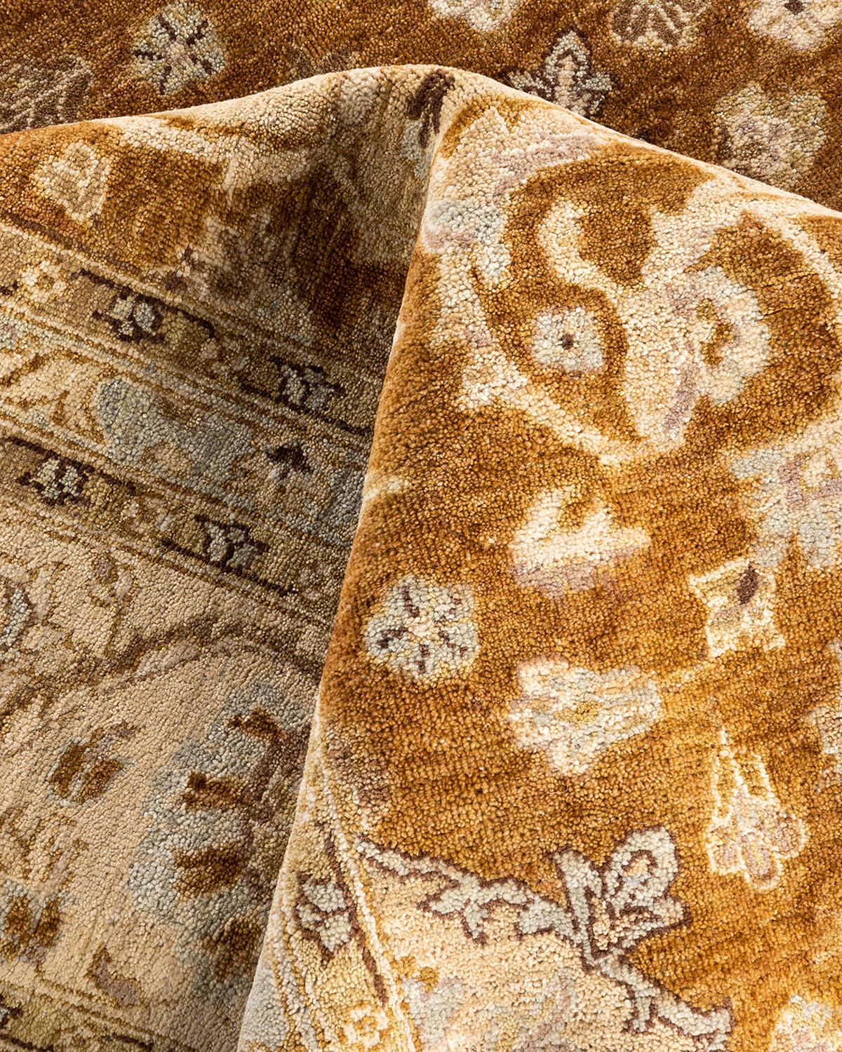 Traditioneller handgeknüpfter Oushak-Teppich aus geblümter Wolle in Beige 8' 0