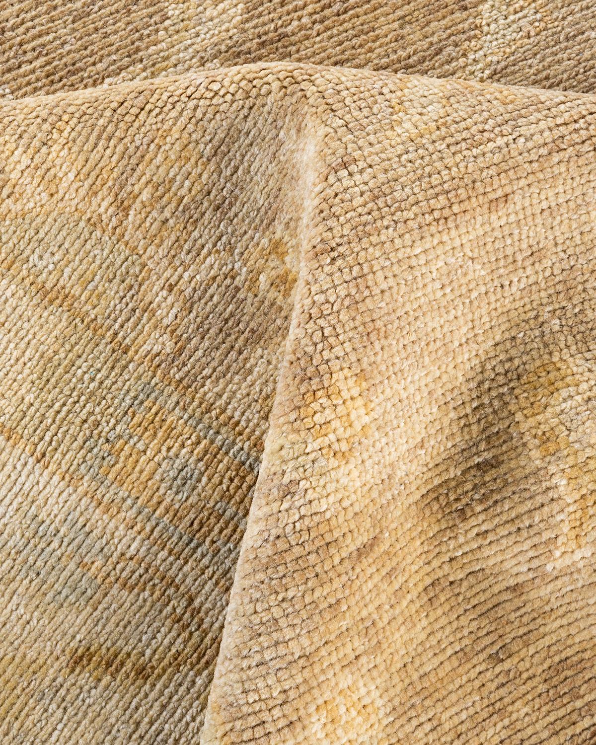 Traditioneller handgeknüpfter Oushak-Teppich aus geblümter Wolle in Gold, 8' 3