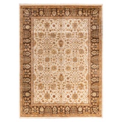 Traditioneller handgeknüpfter Oushak-Teppich aus elfenbeinfarbener Wolle mit Blumenmuster 8' 10" x 12' 2"