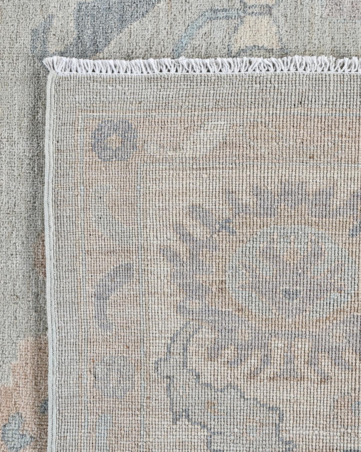 Tapis traditionnel d'Oushak noué à la main bleu clair de 7' 11
