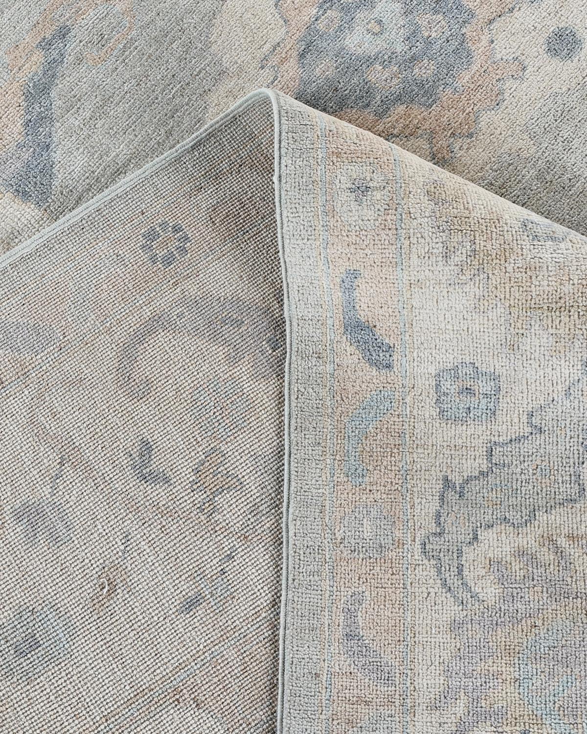 XXIe siècle et contemporain Tapis traditionnel d'Oushak noué à la main bleu clair de 7' 11