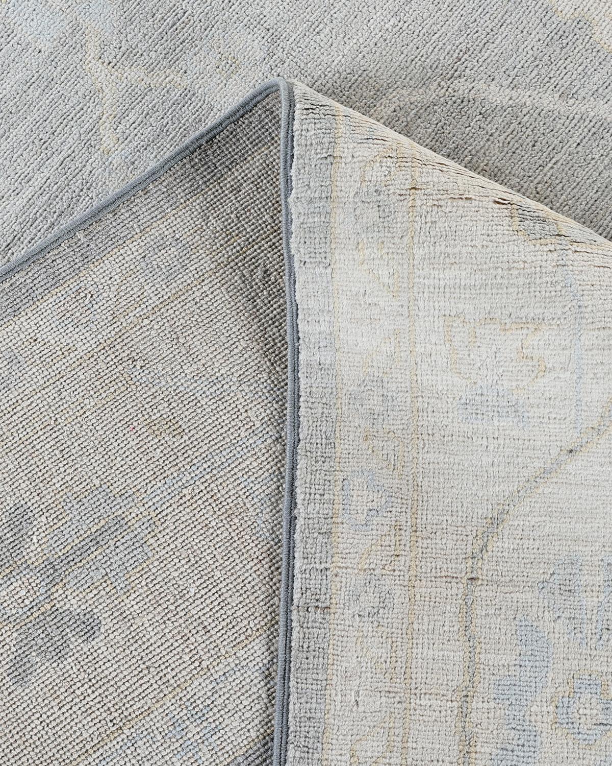 XXIe siècle et contemporain Tapis traditionnel Oushak noué à la main gris clair 7' 10