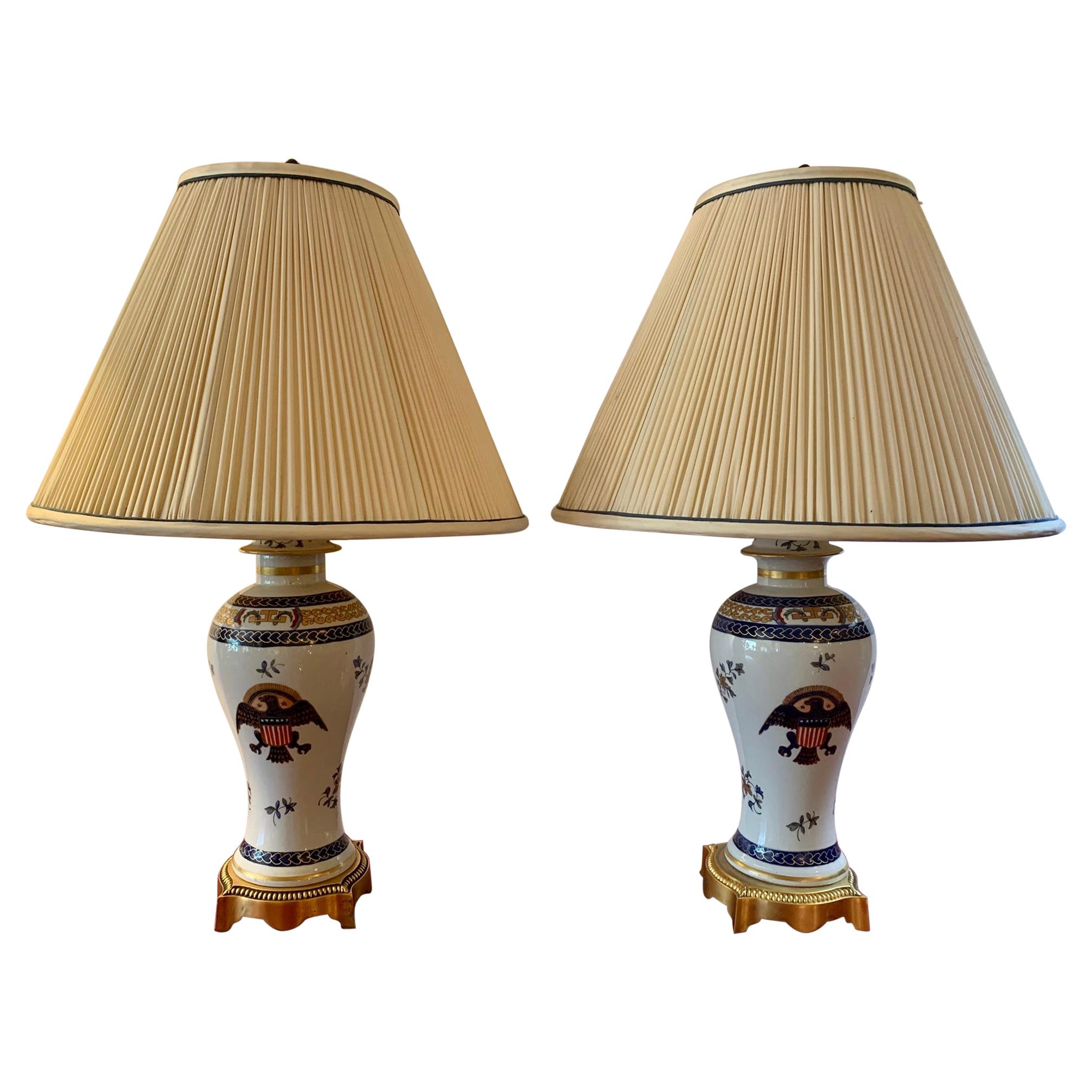 Traditional Pair of Chinese Armorial Crest Porcelain Table Lamps