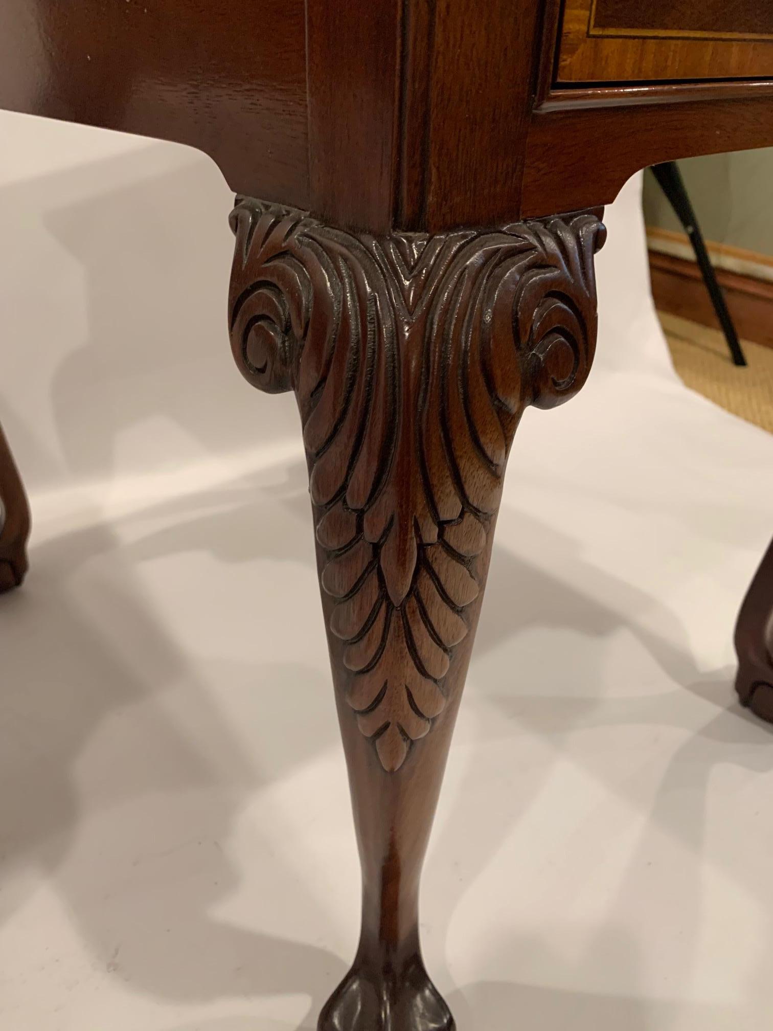 Traditional Pair of Mahogany Ball & Claw Foot Night Stands End Tables In Good Condition In Hopewell, NJ