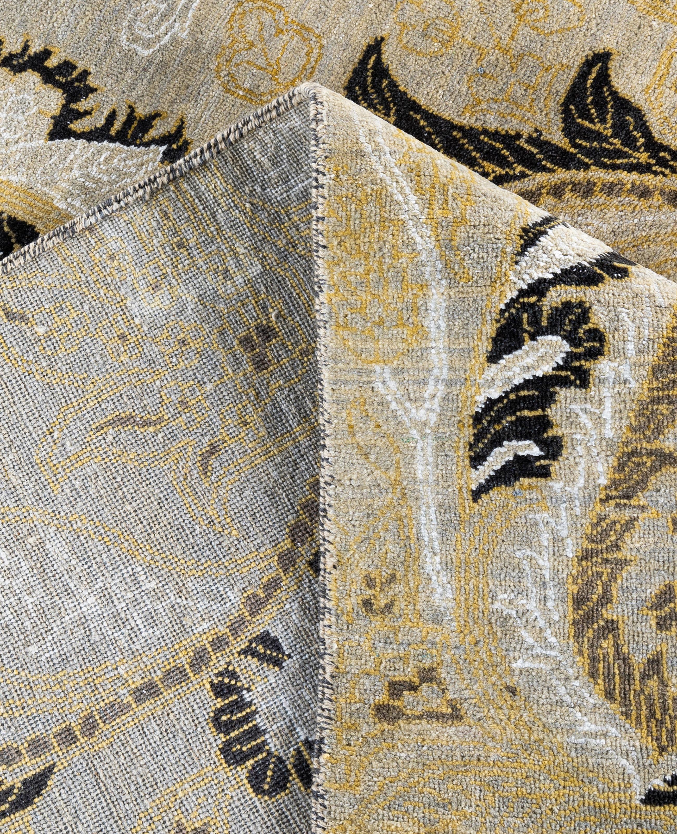 XXIe siècle et contemporain Tapis traditionnel en laine et soie nouée à la main beige 8' 1