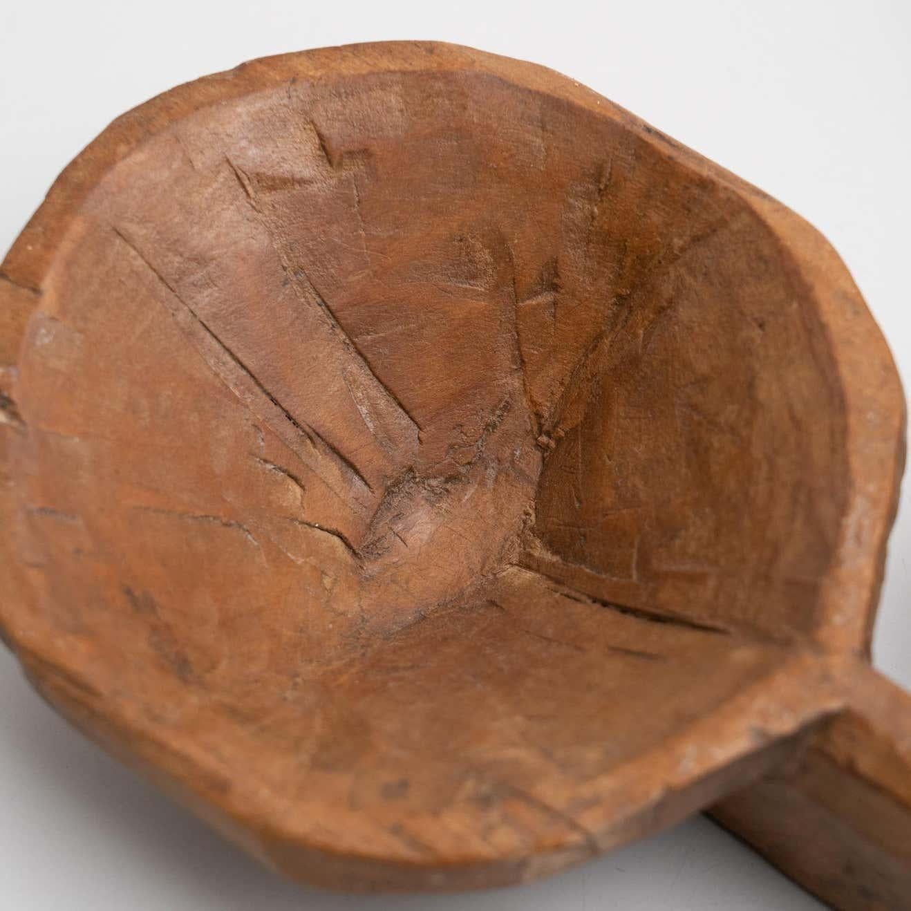 Set di cucchiai in legno intagliati a mano, tradizionale pastorale e primitivo - Spagna in vendita 11