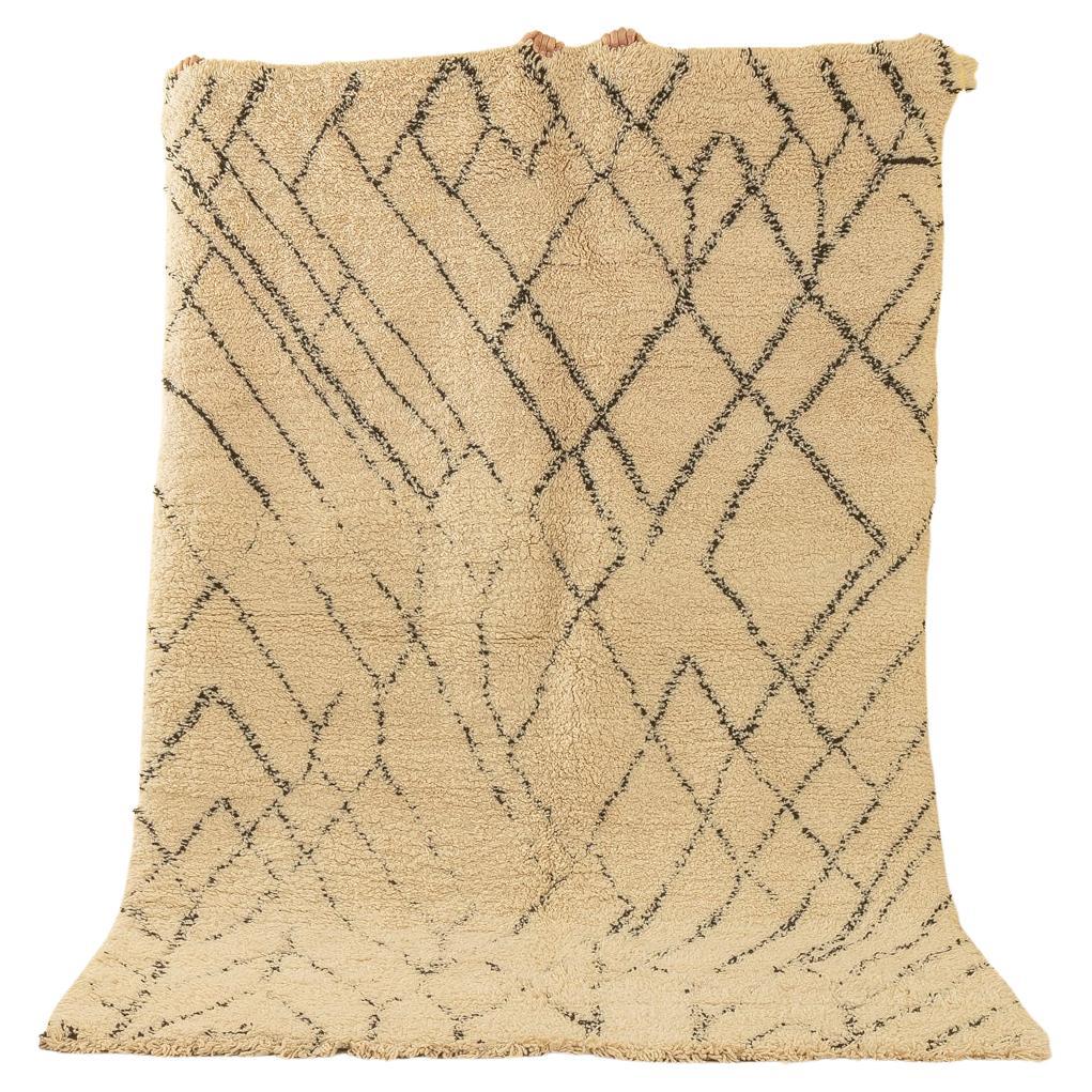 Handgewebter Berberteppich mit traditionellem Muster, 100% Marokkanisch, 100% Wolle im Angebot