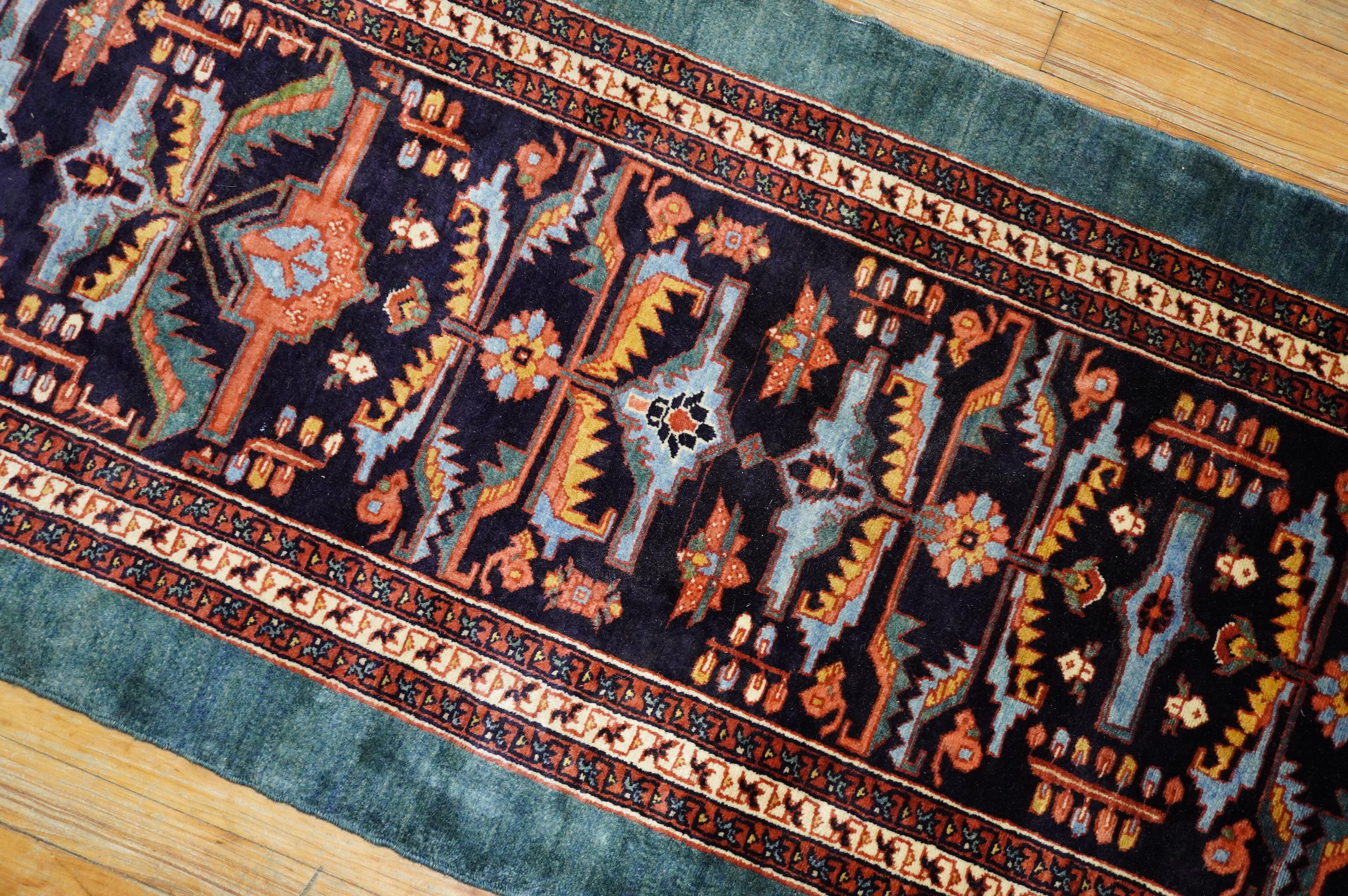 Tapis de couloir traditionnel persan Kashkuli en vente 1