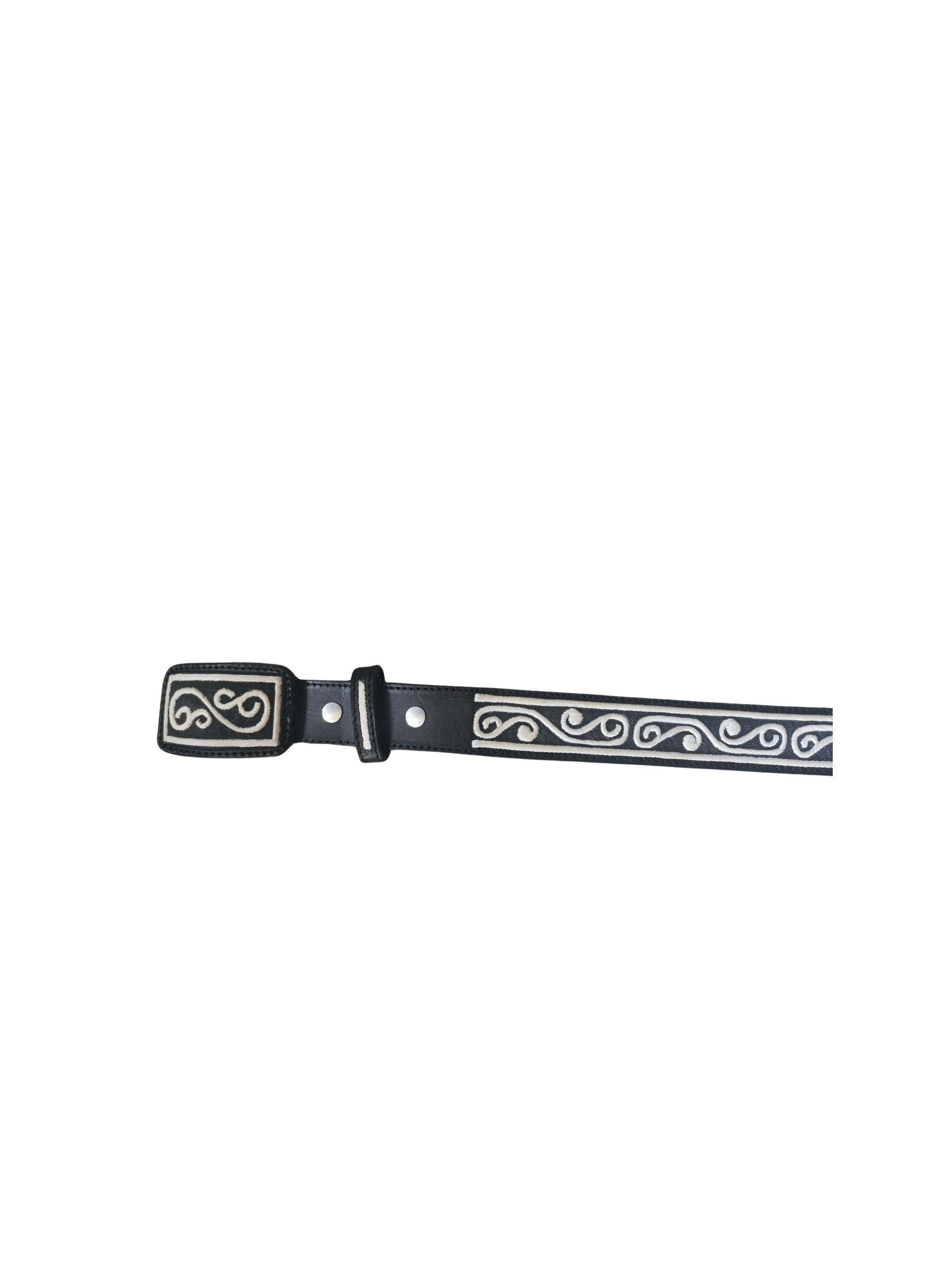 Mexican Traditional “Pita”  Belt and Buckle For Sale