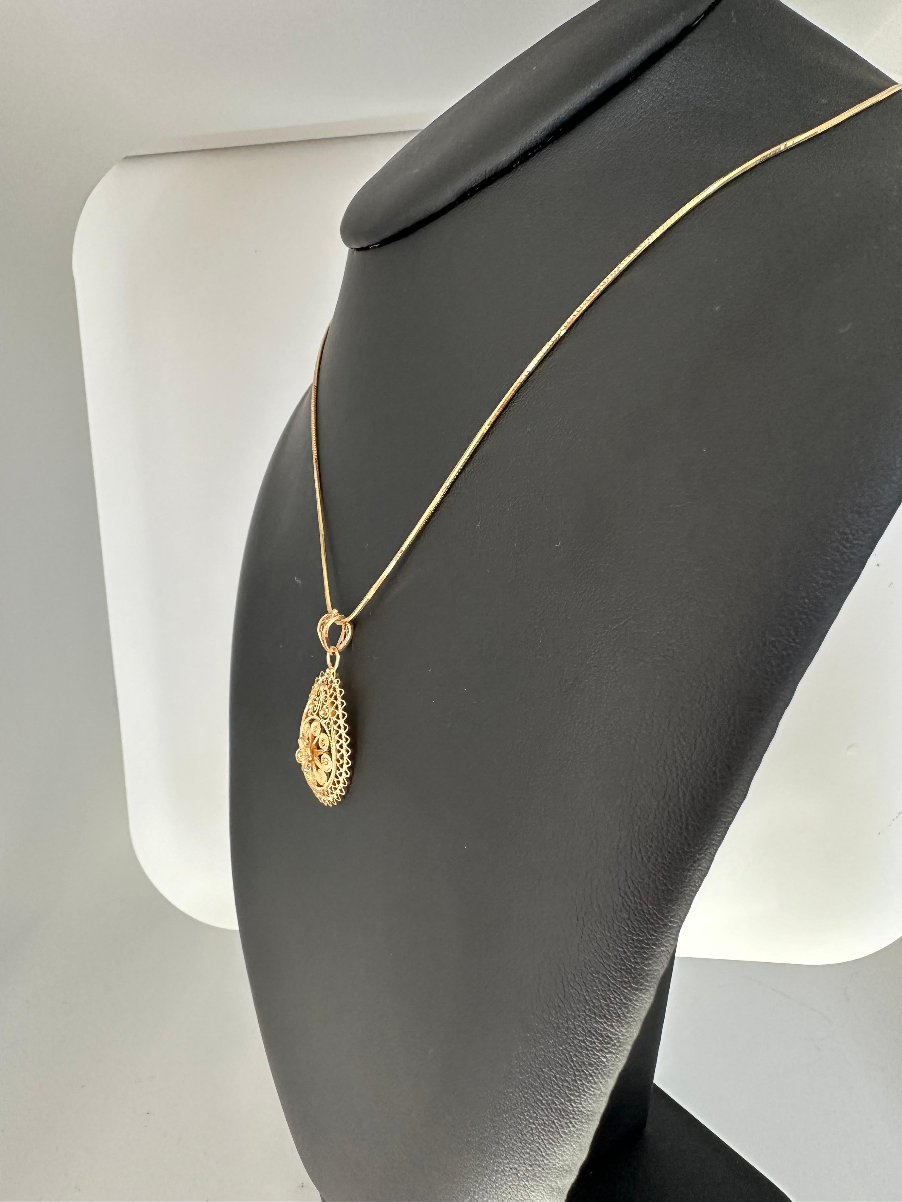 Artisan Traditional Portuguese 19 karat Yellow Gold Drop Pendant For Sale