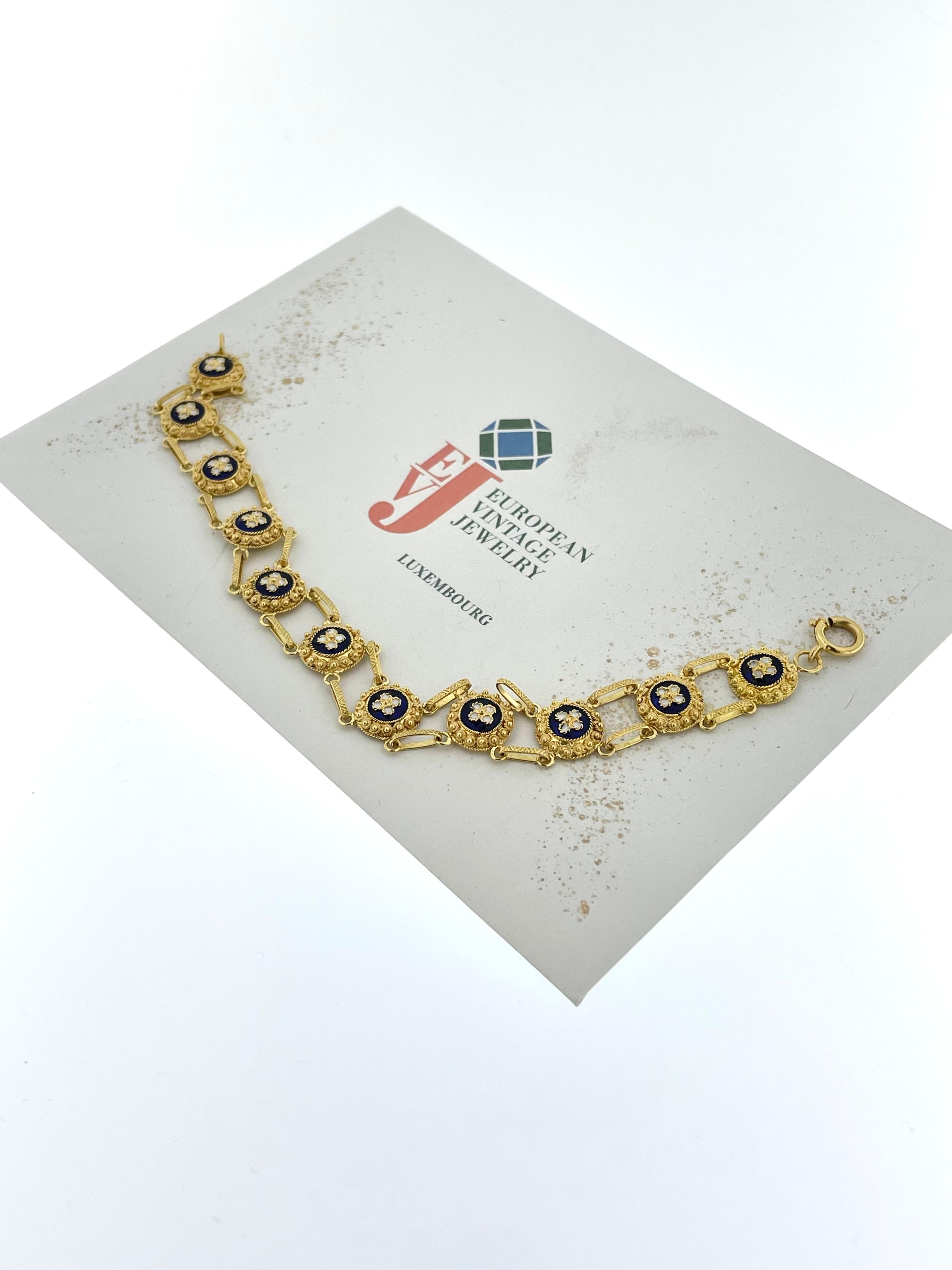 Traditional Portuguese Bracelet Yellow Gold with Blue and White Enamel For Sale 1