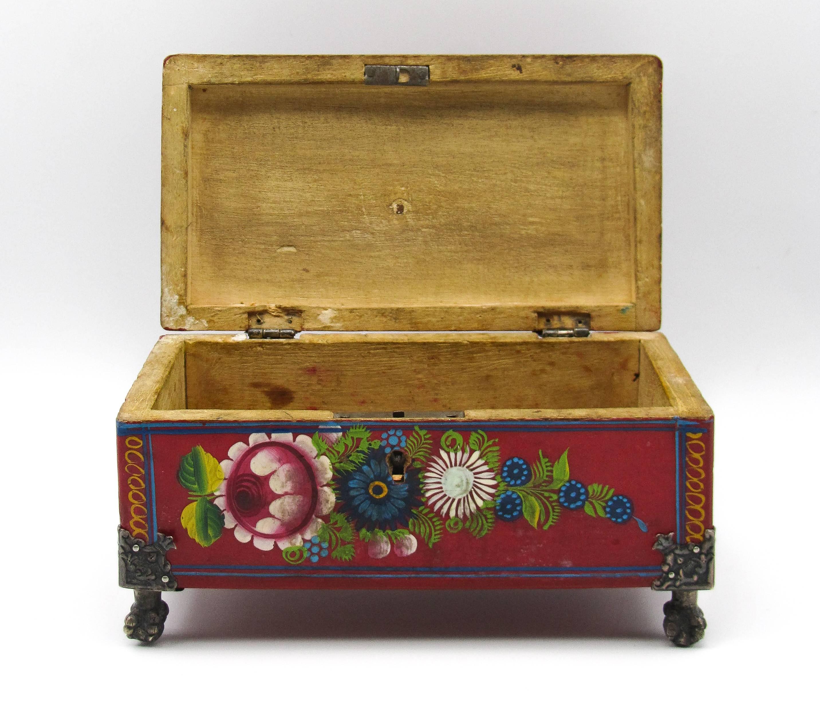 Mexican Traditional Red and Floral Hand-Painted Lacquer Box, Olinalá