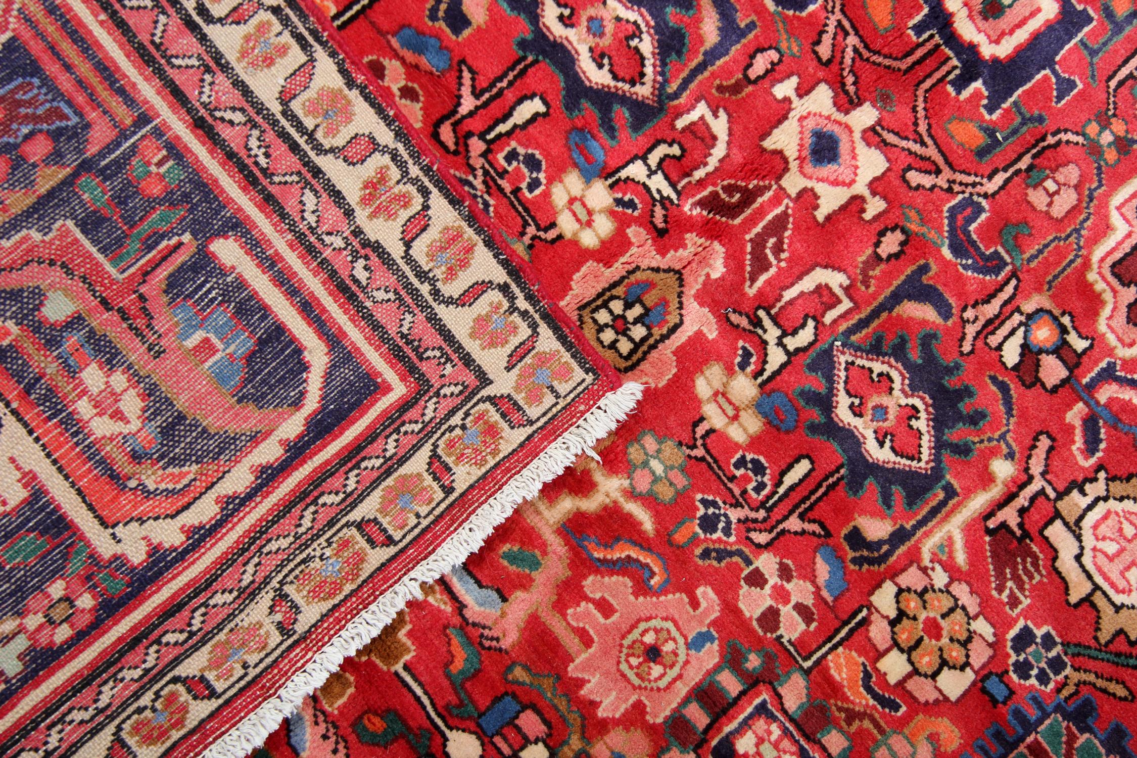 Azerbaijani Traditional Red Antique Rug, Handmade Carpet Rust Oriental Rug 290x390cm  For Sale