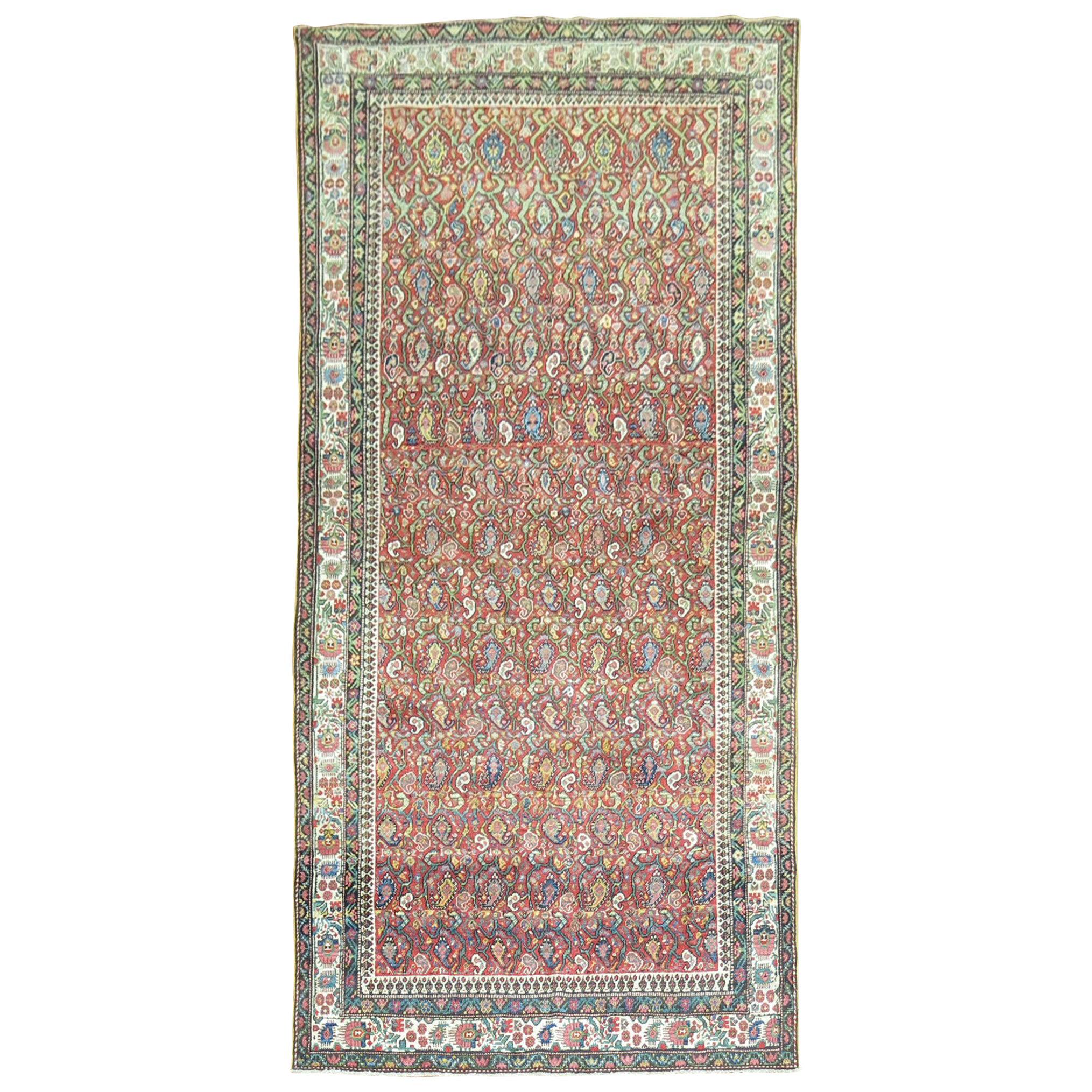 Traditioneller roter persischer Malayer-Teppich in Galeriegröße, Intermediat
