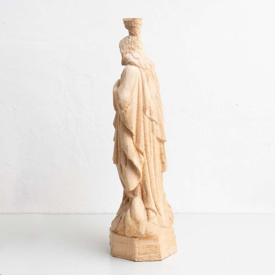 Traditional Religious Turned Jesus Christ Wooden Sculpture In Good Condition For Sale In Barcelona, Barcelona
