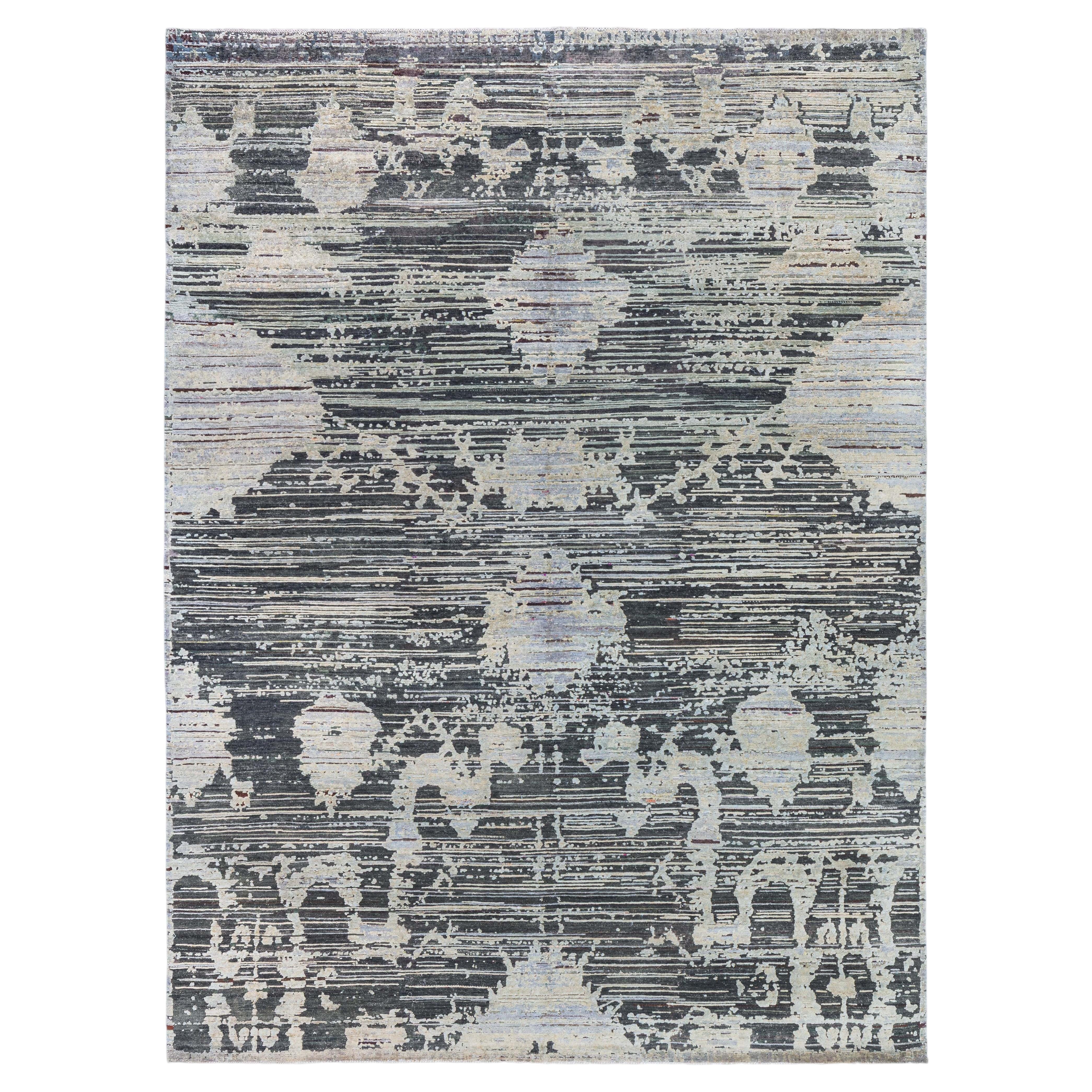 Tapis traditionnel d'inspiration abstraite en soie gris ardoise « Mistlace »