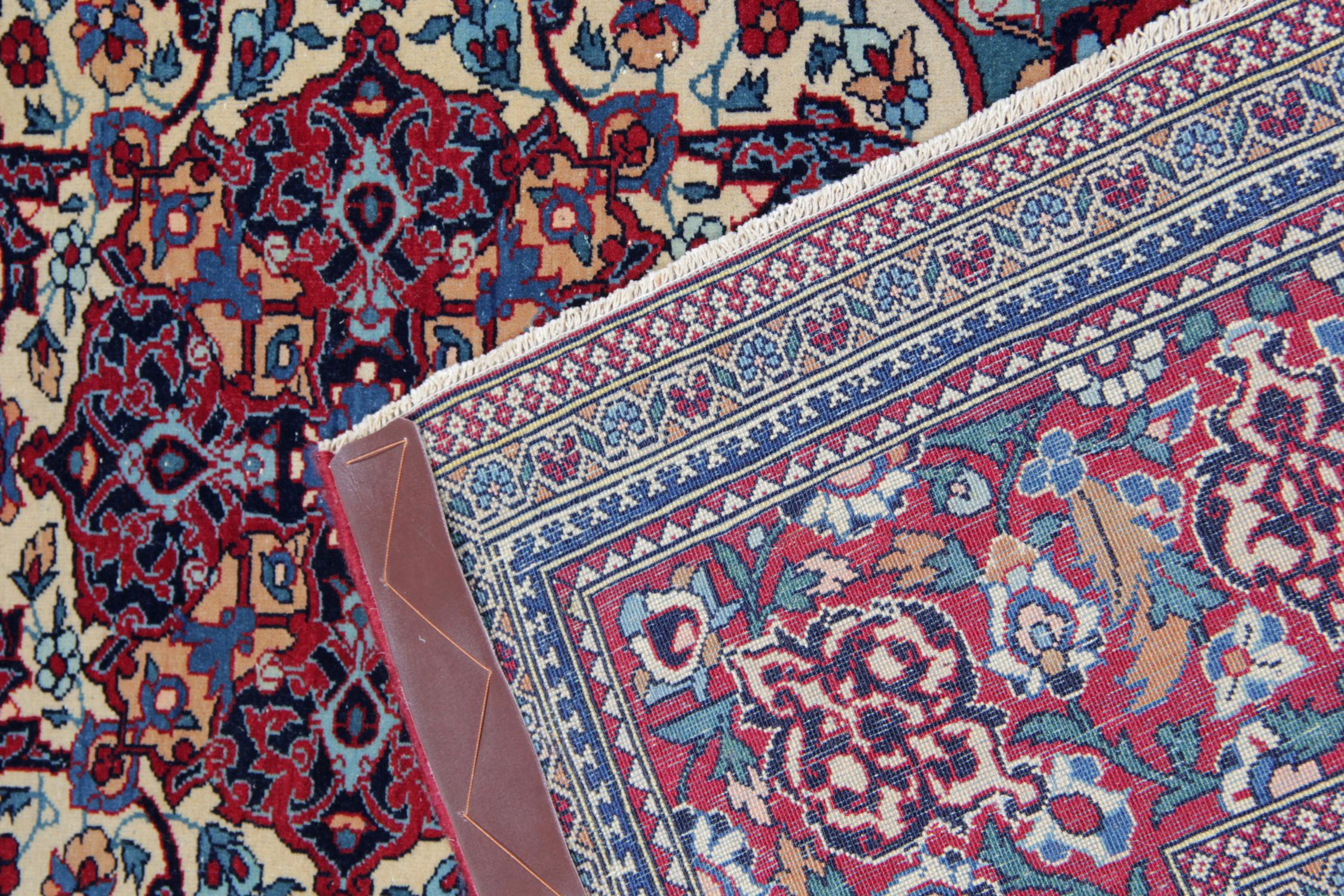 Alfombra tradicional hecha a mano Alfombra de lana verde azulado Alfombra oriental antigua Fines del siglo XIX en venta