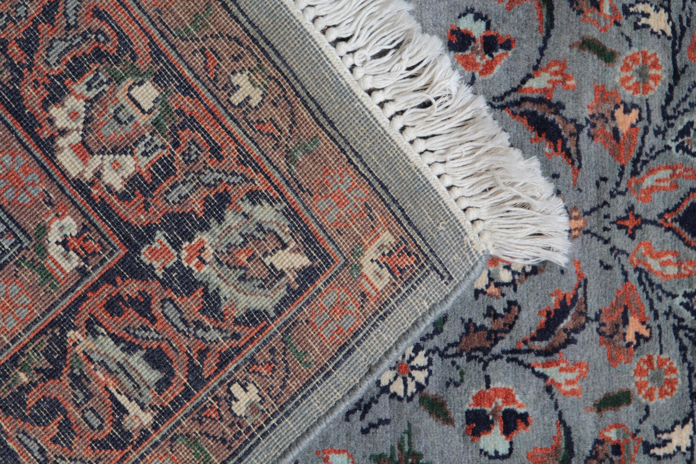 Traditional Rugs, Carpet Runners of Rugs Area, Indian Rugs, Blue Runner Rug In Excellent Condition In Hampshire, GB