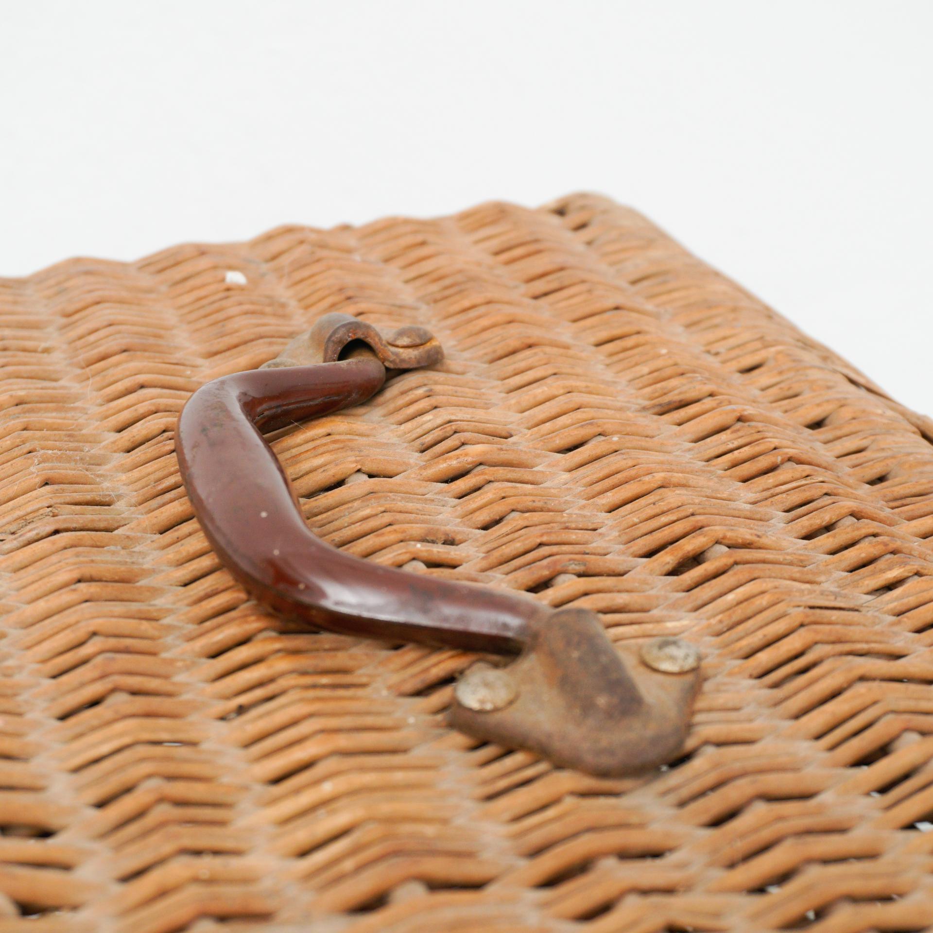 French Traditional Rustic Rattan Basket, circa 1950