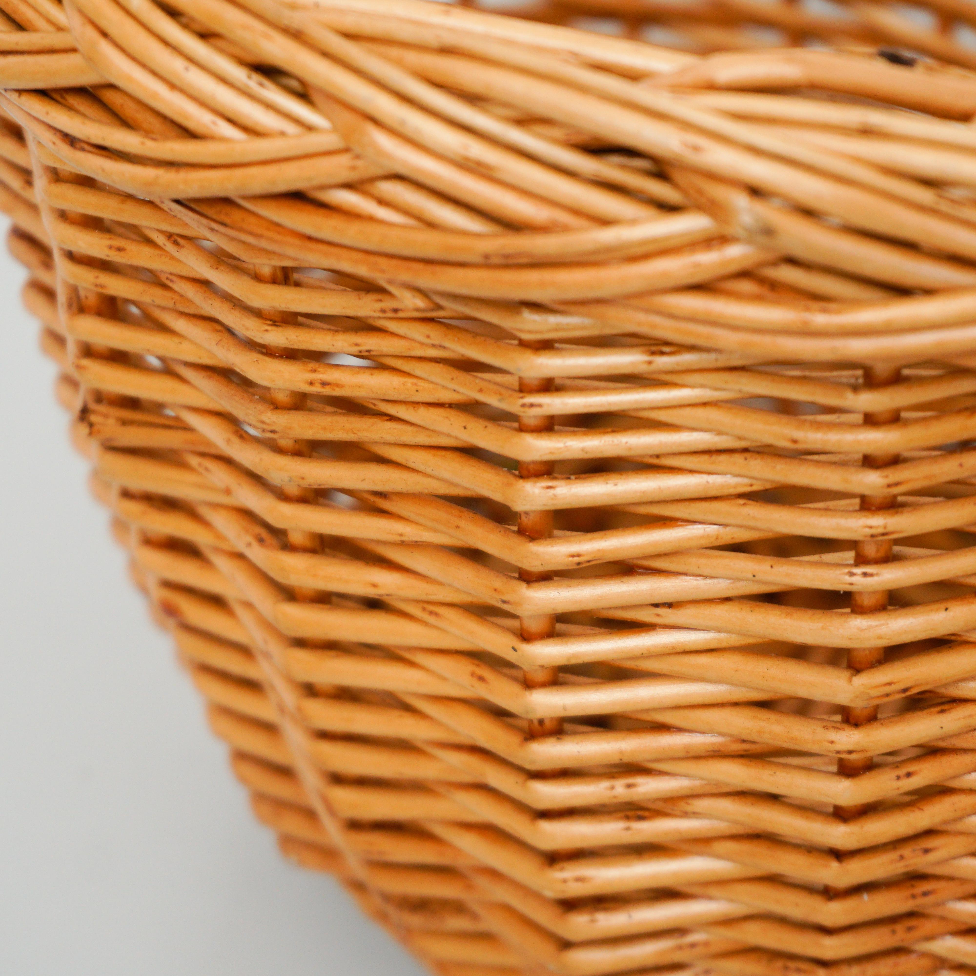 Traditional Rustic Rattan Basket, circa 1960 3