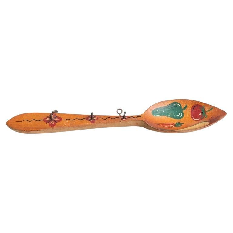 Cuillère traditionnelle rustique en bois peinte à la main, Espagne, vers 1970 en vente