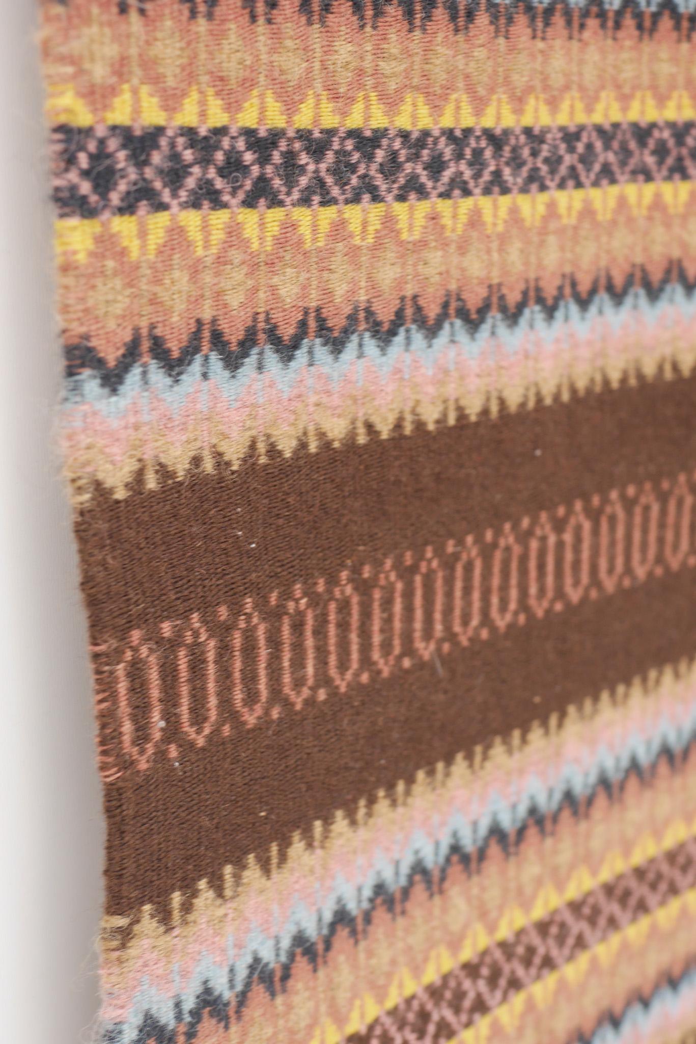 Traditioneller skandinavischer Wandschmuck, bekannt als lappländischer Rana, Schweden (Volkskunst) im Angebot