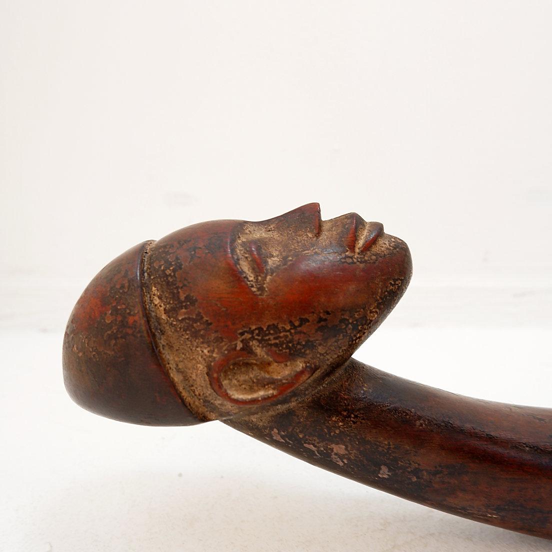 Traditional sculpture originating from the Democratic Republic of Congo For Sale 7