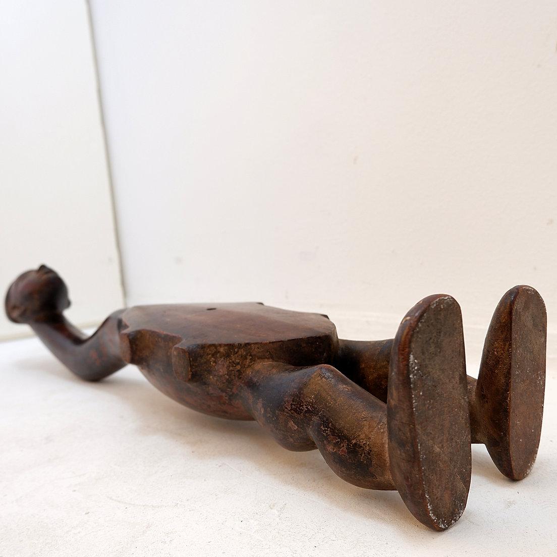 Traditional sculpture originating from the Democratic Republic of Congo For Sale 2
