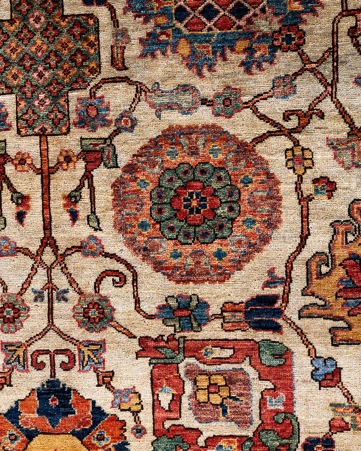 Pakistani Traditional Serapi Hand Knotted Wool Beige Area Rug 8' 2