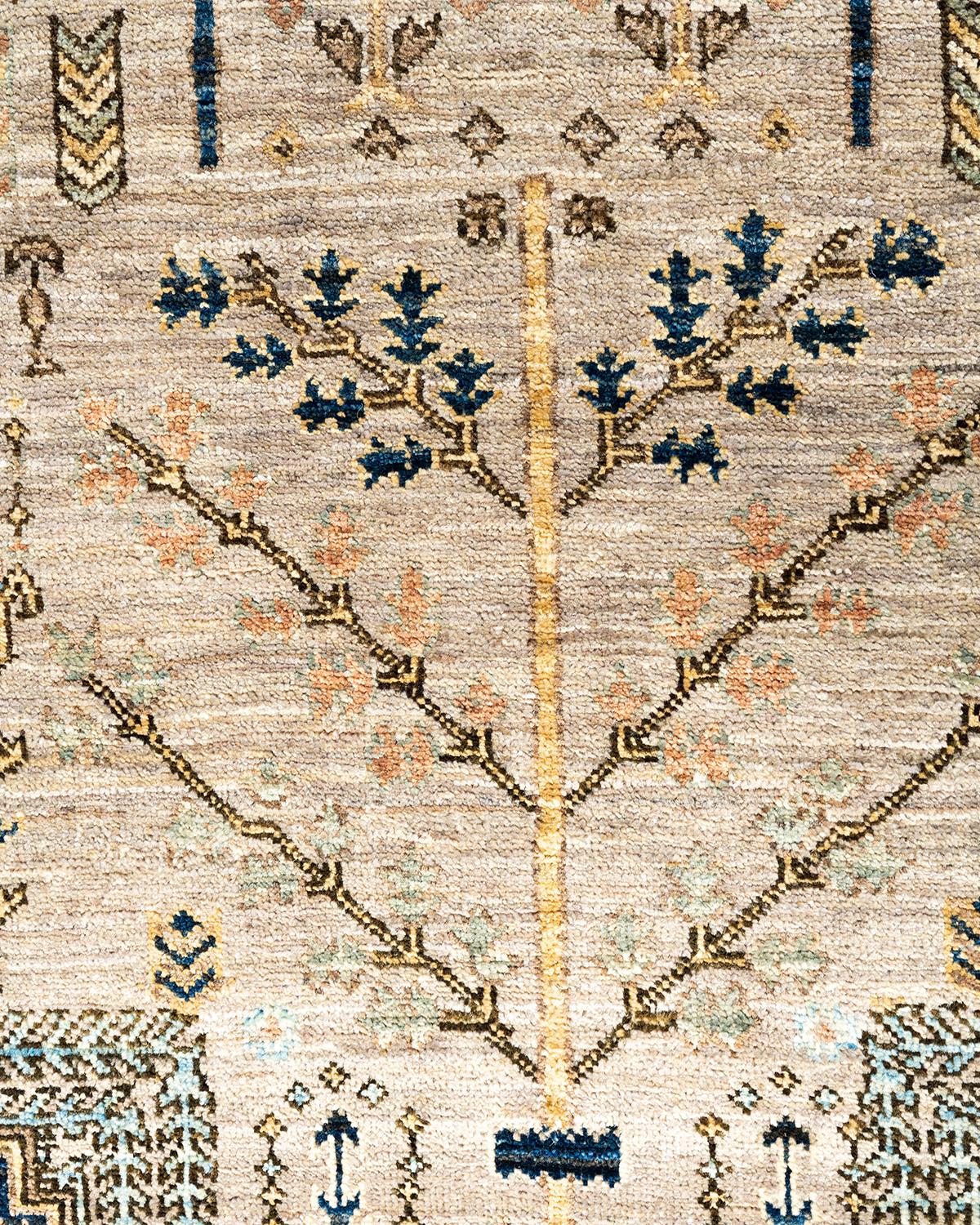 Pakistani Traditional Serapi Hand Knotted Wool Beige Area Rug