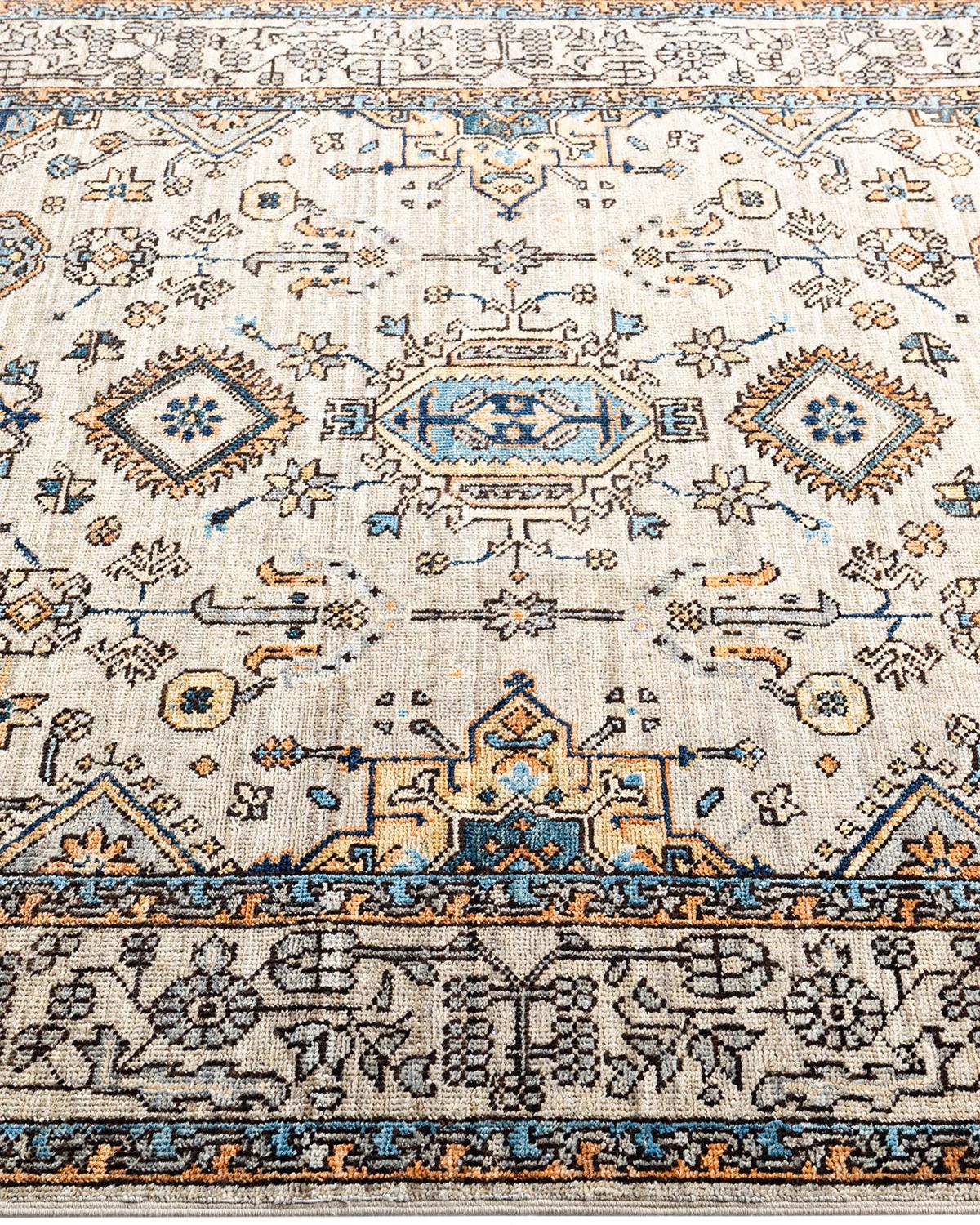  Traditional Serapi Hand Knotted Wool Beige Area Rug In New Condition For Sale In Norwalk, CT