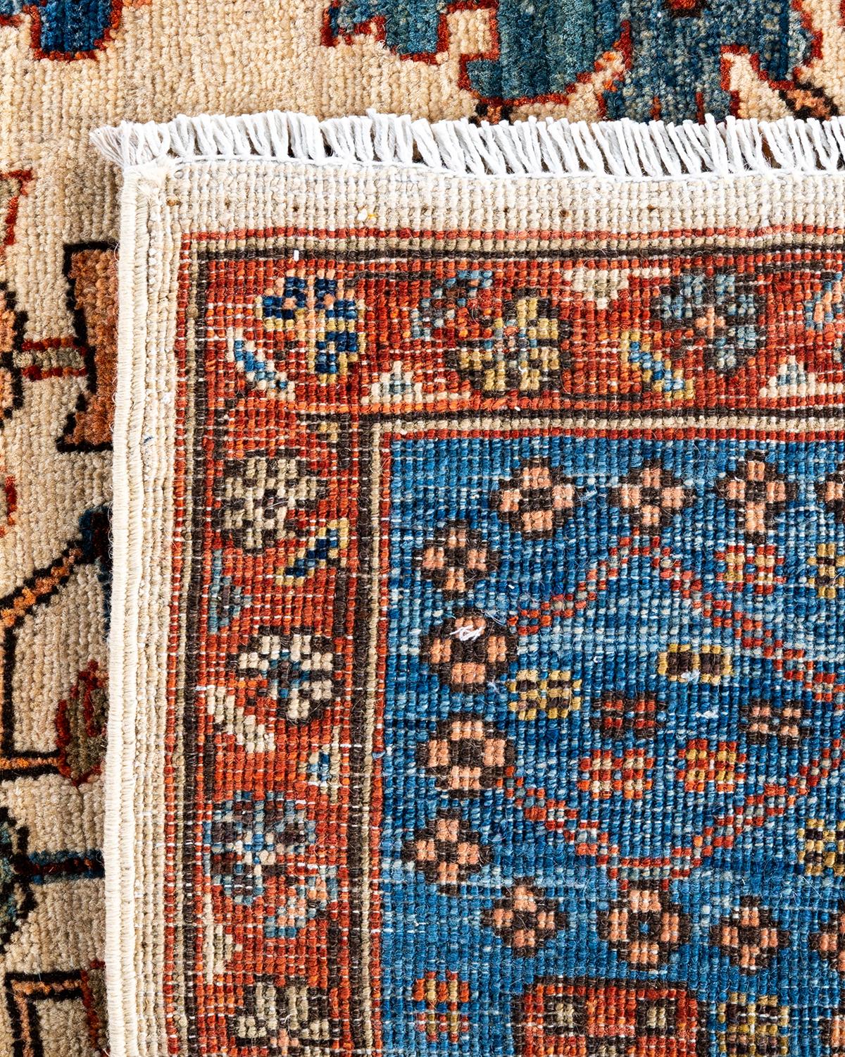 Contemporary Traditional Serapi Hand Knotted Wool Beige Area Rug For Sale