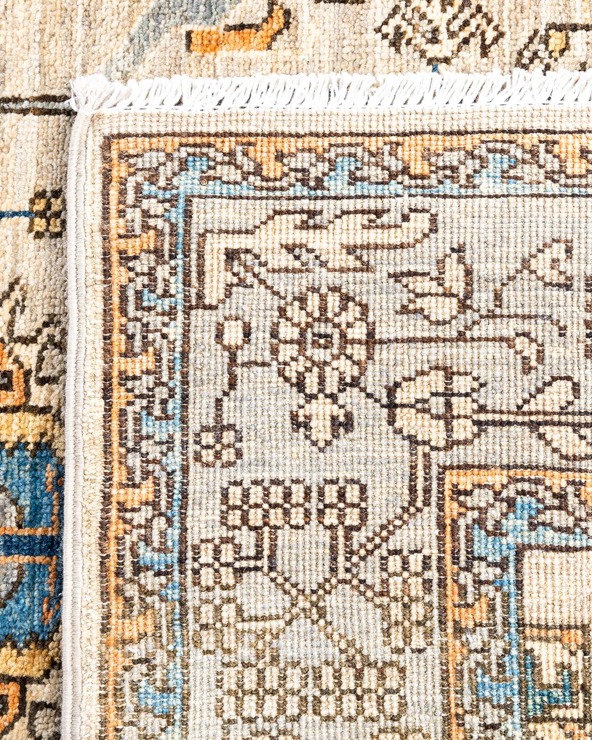 XXIe siècle et contemporain  Tapis traditionnel Serapi noué à la main en laine beige en vente