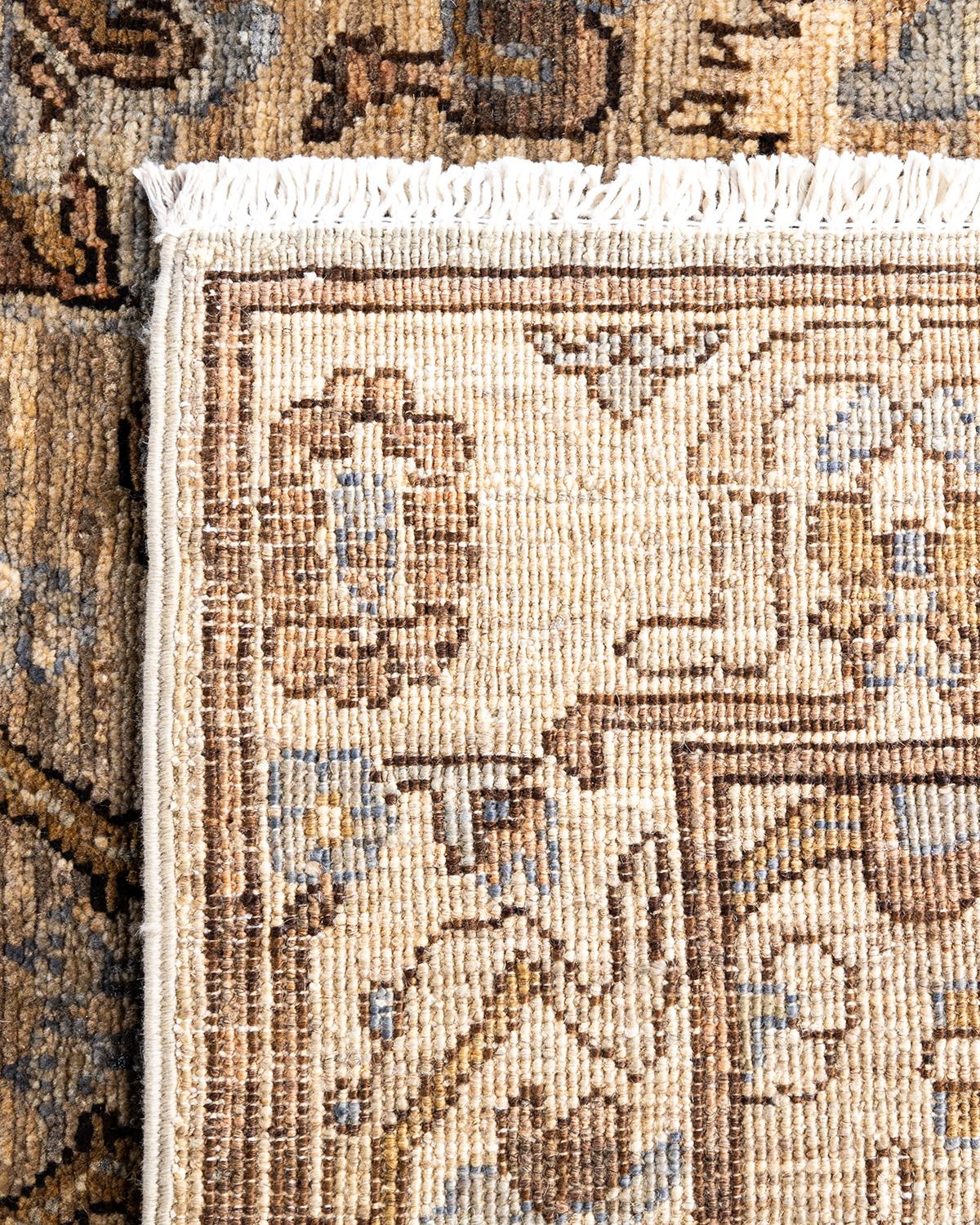 XXIe siècle et contemporain Tapis traditionnel Serapi noué à la main en laine beige en vente