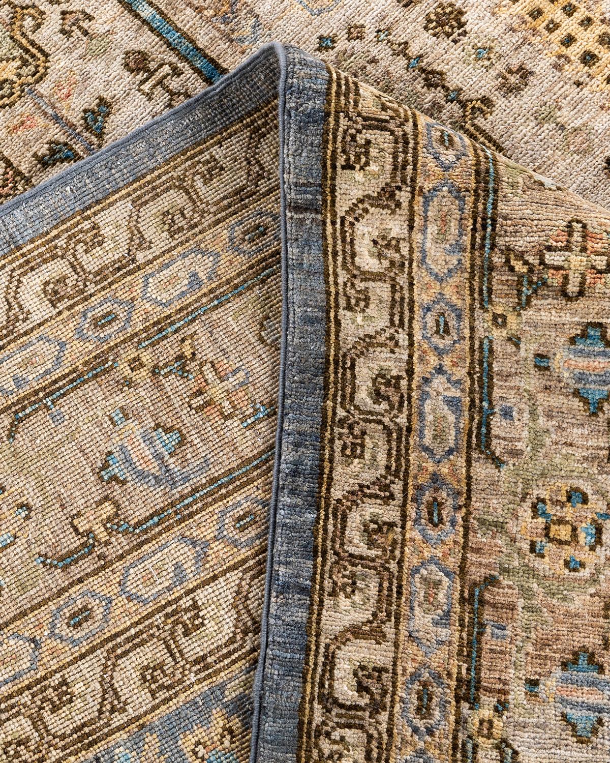 Traditioneller handgeknüpfter Serapi-Teppich aus Wolle in Beige im Angebot 1
