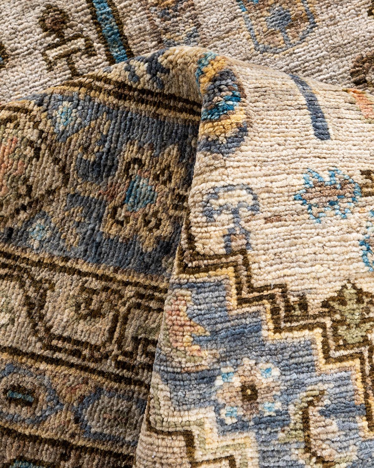 Traditioneller handgeknüpfter Serapi-Teppich aus Wolle in Beige im Angebot 2