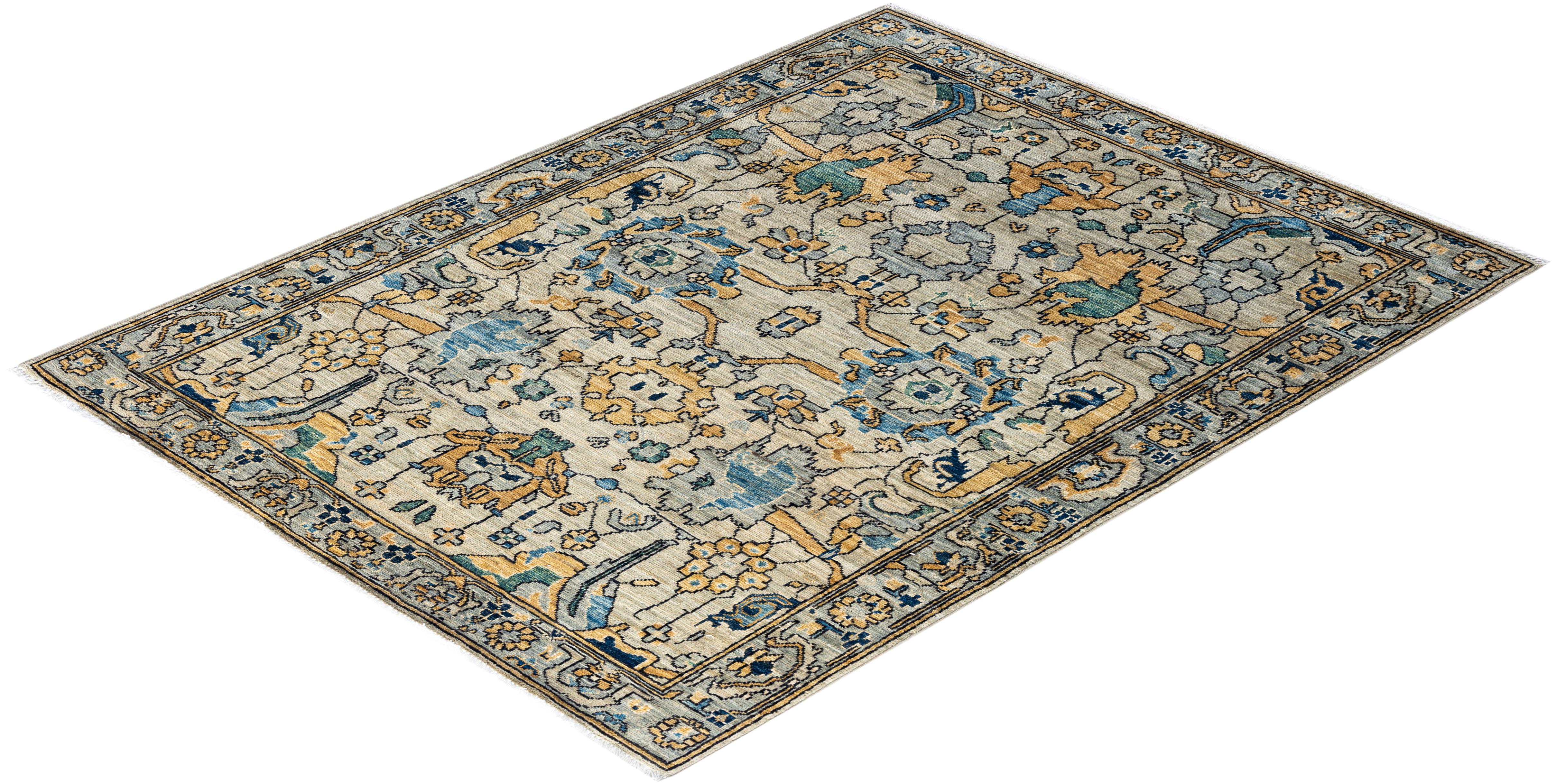 Traditional Serapi Hand Knotted Wool Beige Area Rug For Sale 3