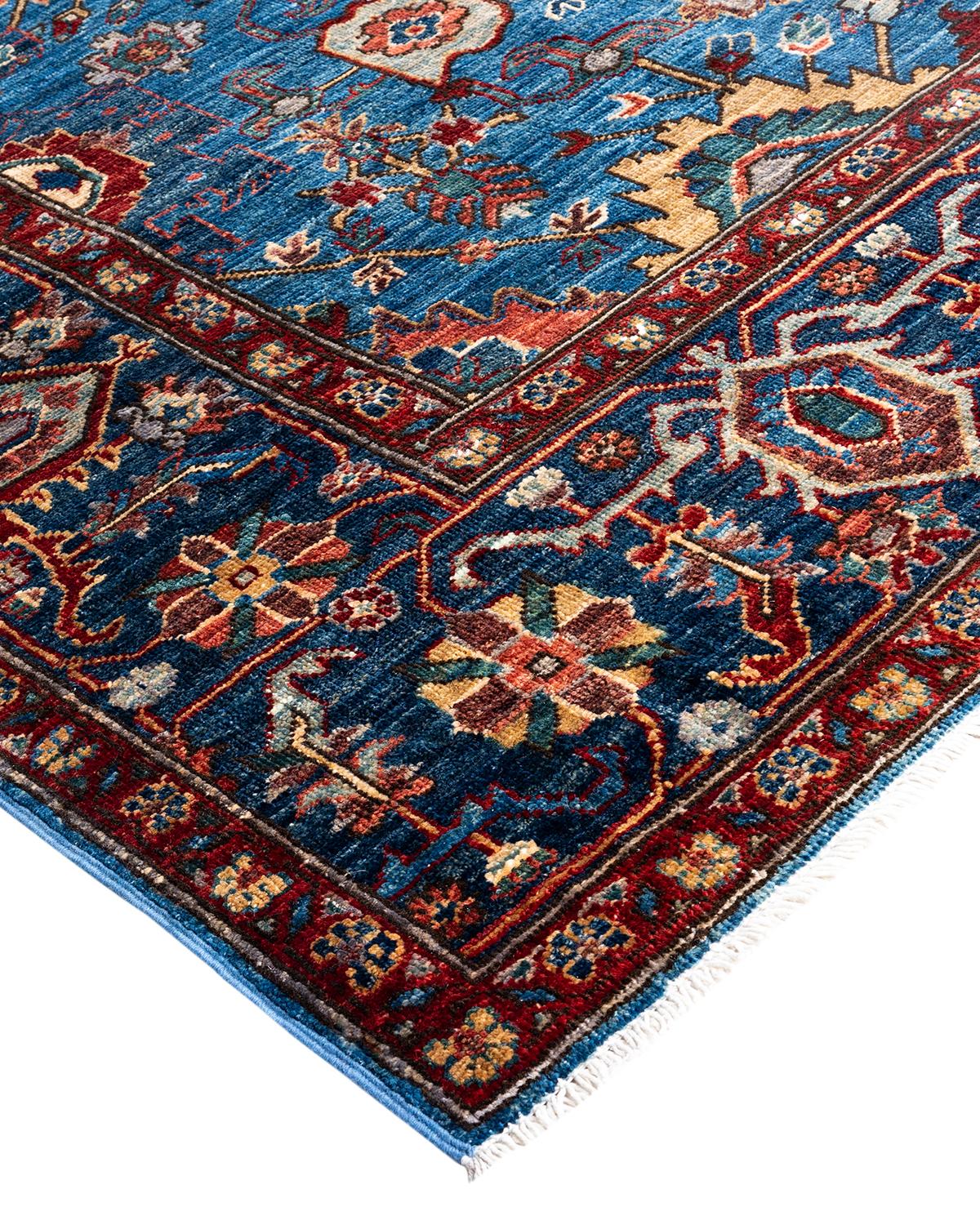 La fabrication des tapis persans dans toute sa splendeur a inspiré les couleurs riches, les motifs géométriques élaborés et les détails botaniques de la collection Serapi. Avec pas moins de 100 nœuds par pouce, ces tapis fabriqués à la main sont