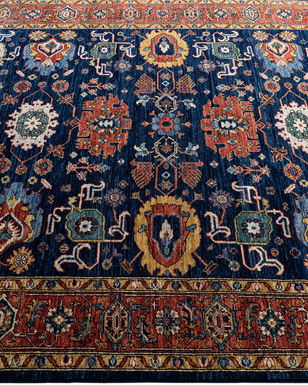 Traditional Serapi Hand Knotted Wool Blue Area Rug In New Condition For Sale In Norwalk, CT