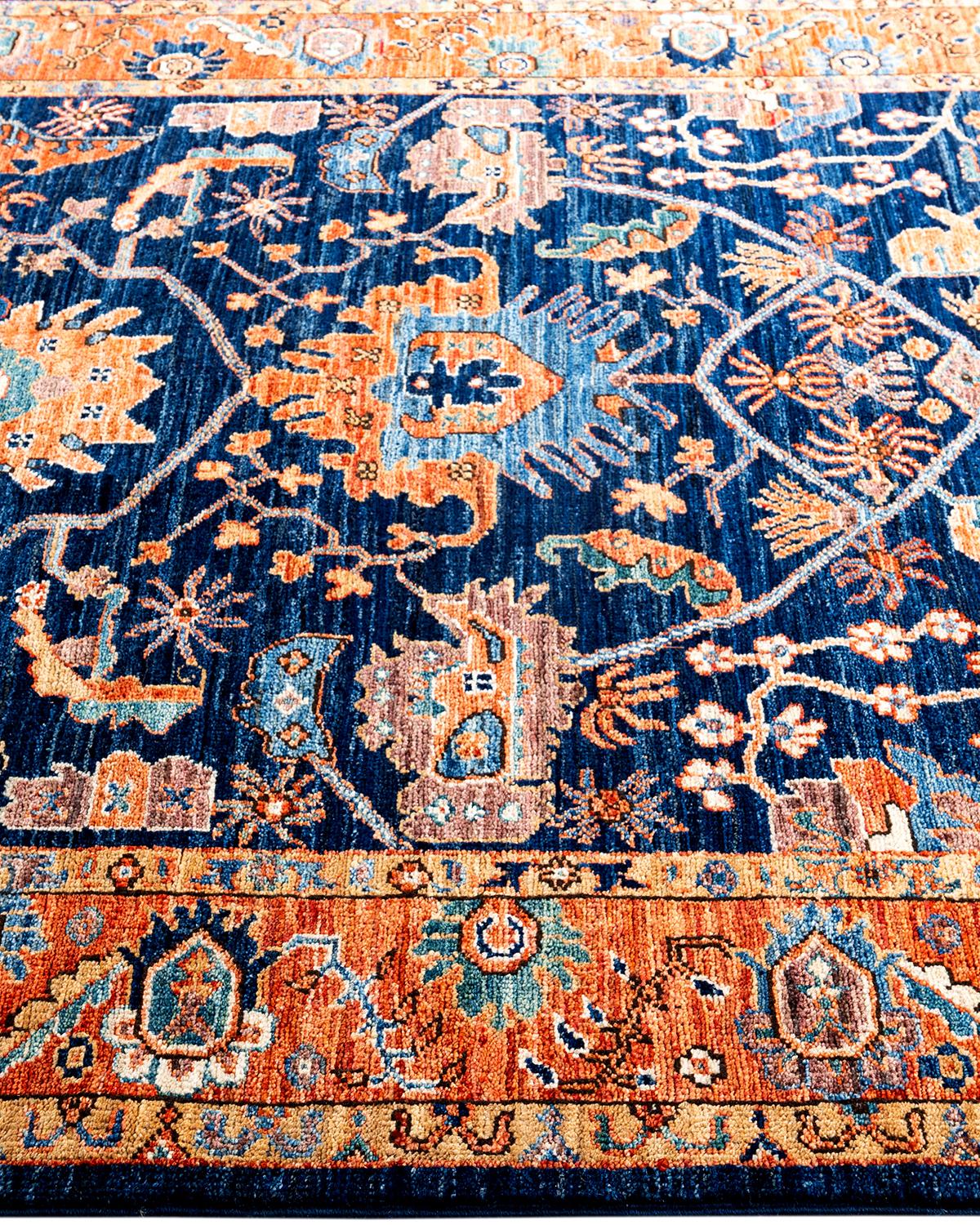 Traditional Serapi Hand Knotted Wool Blue Area Rug In New Condition For Sale In Norwalk, CT