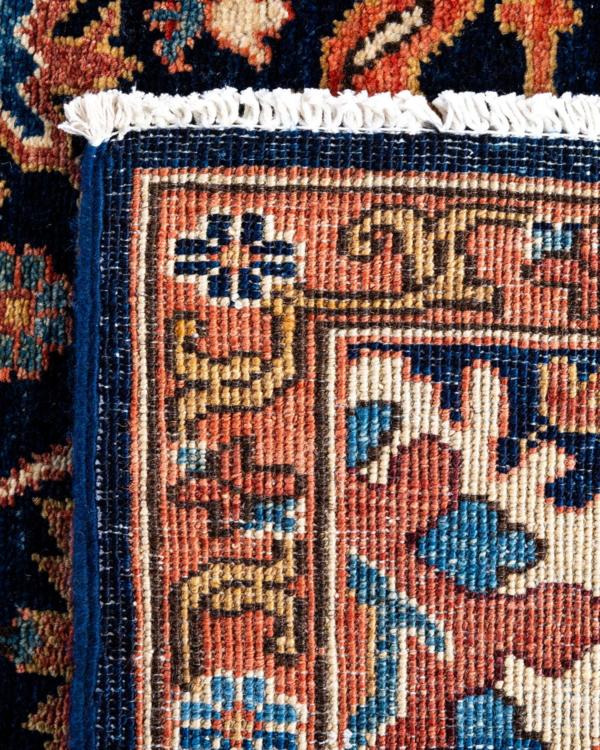 Traditioneller handgeknüpfter Serapi-Läufer aus Wolle in Blau 2' 8