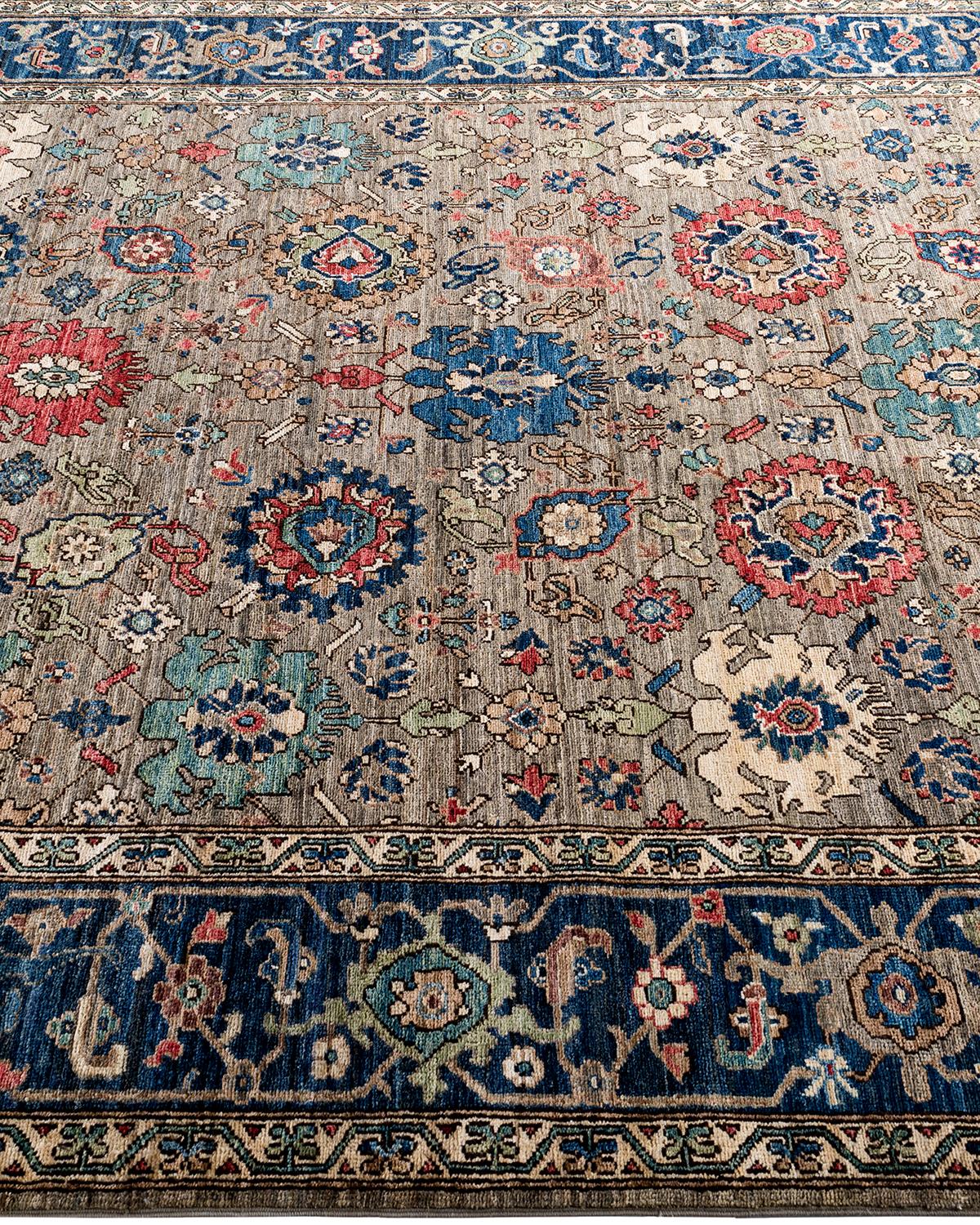  Traditional Serapi Hand Knotted Wool Brown Area Rug In New Condition For Sale In Norwalk, CT