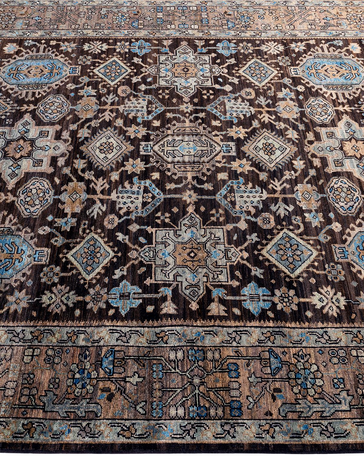  Traditional Serapi Hand Knotted Wool Brown Area Rug In New Condition For Sale In Norwalk, CT