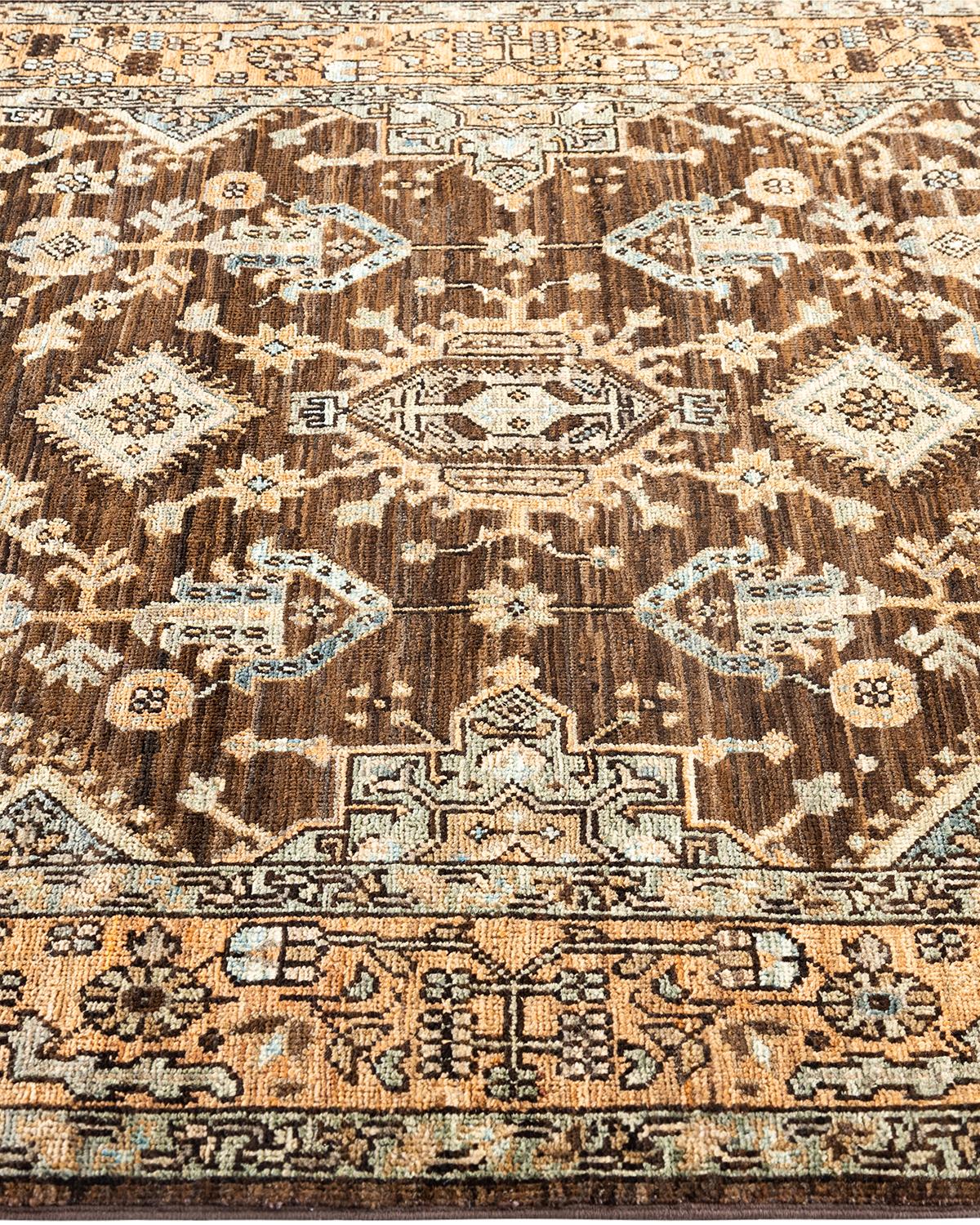 Traditional Serapi Hand Knotted Wool Brown Area Rug  In New Condition For Sale In Norwalk, CT